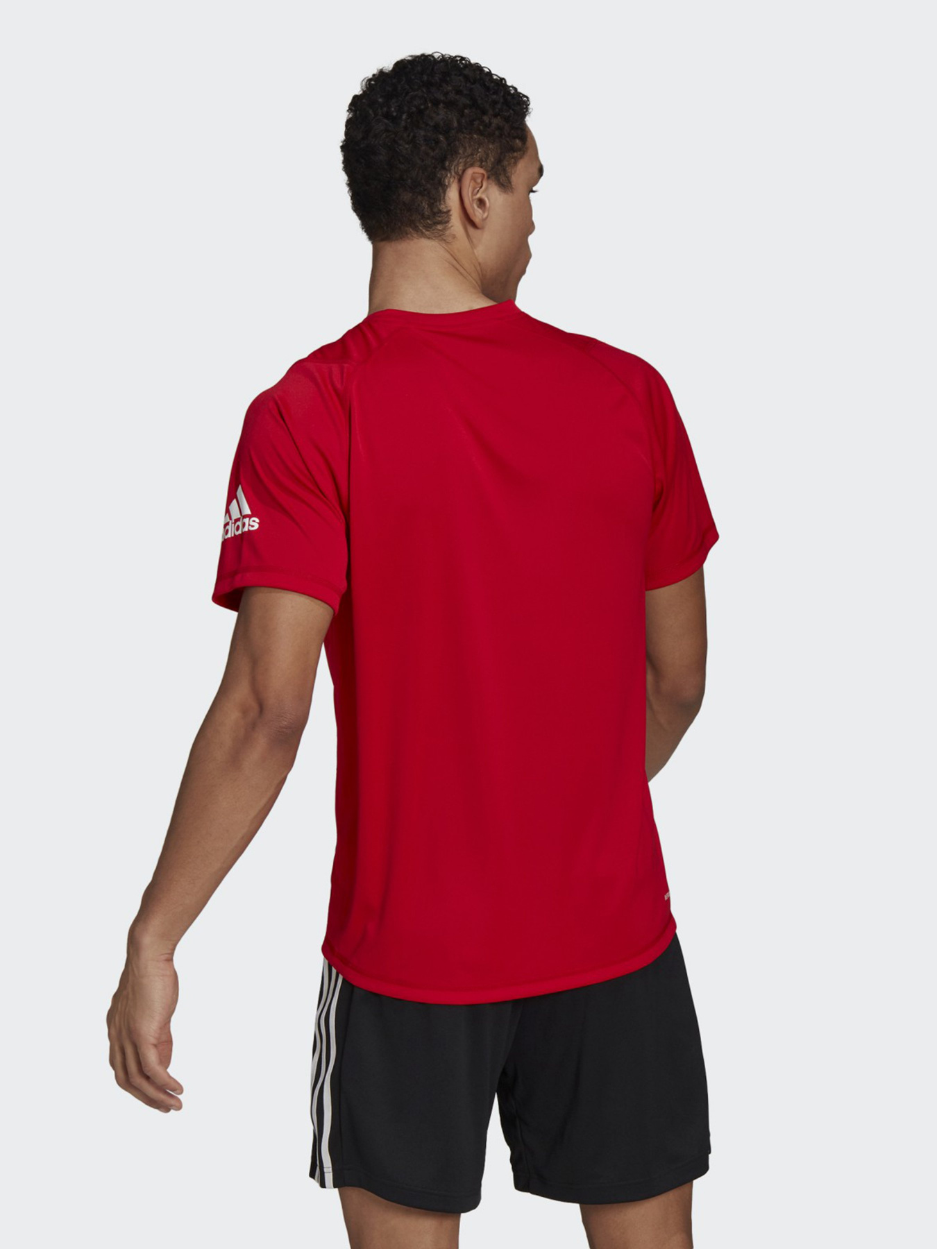 Футболка спортивна Adidas Freelift Ultimate AEROREADY Designed 2 Move модель GU2768 Фото