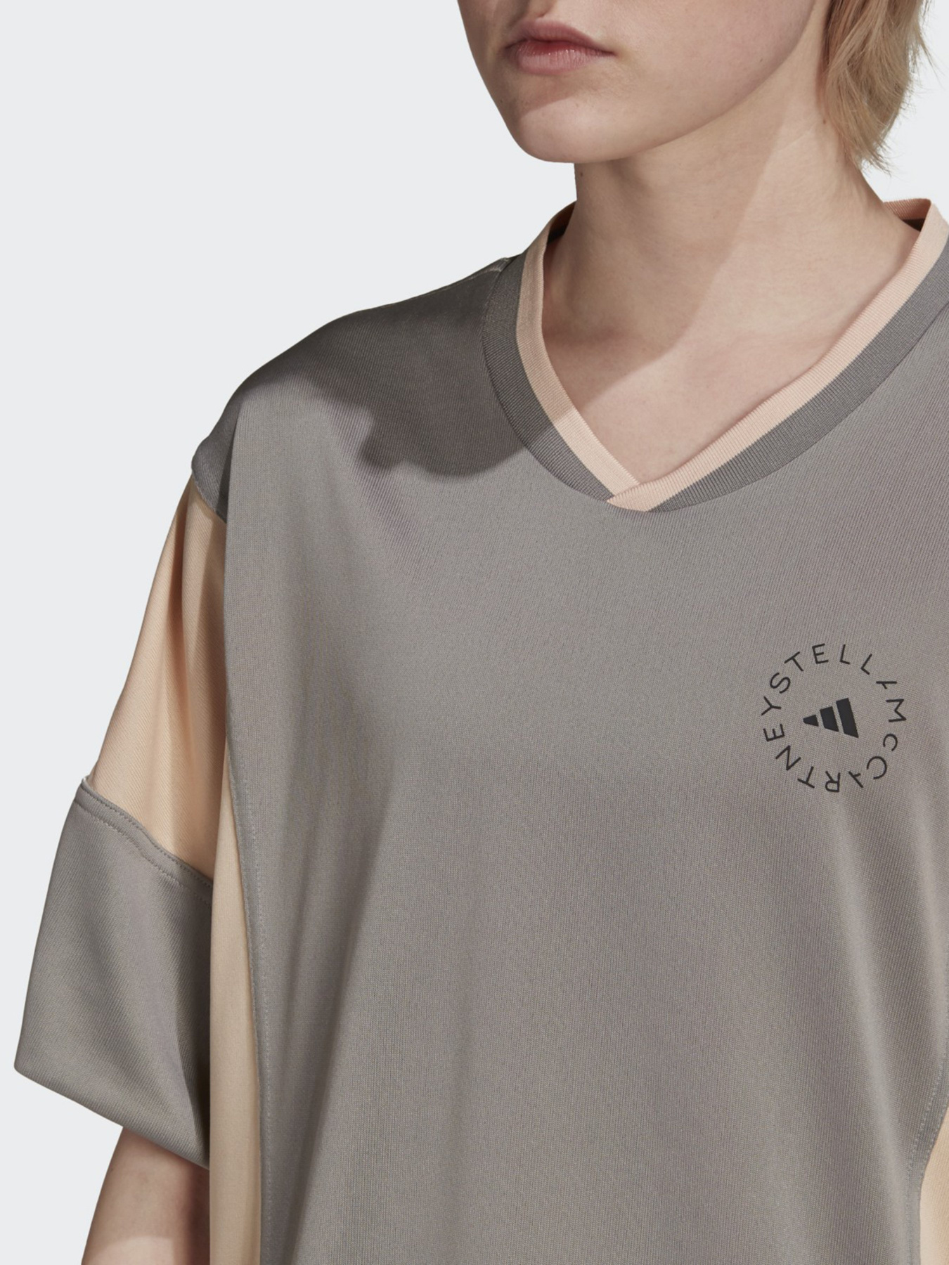 Футболка спортивна Adidas By Stella Mccartney модель GU3820 Фото