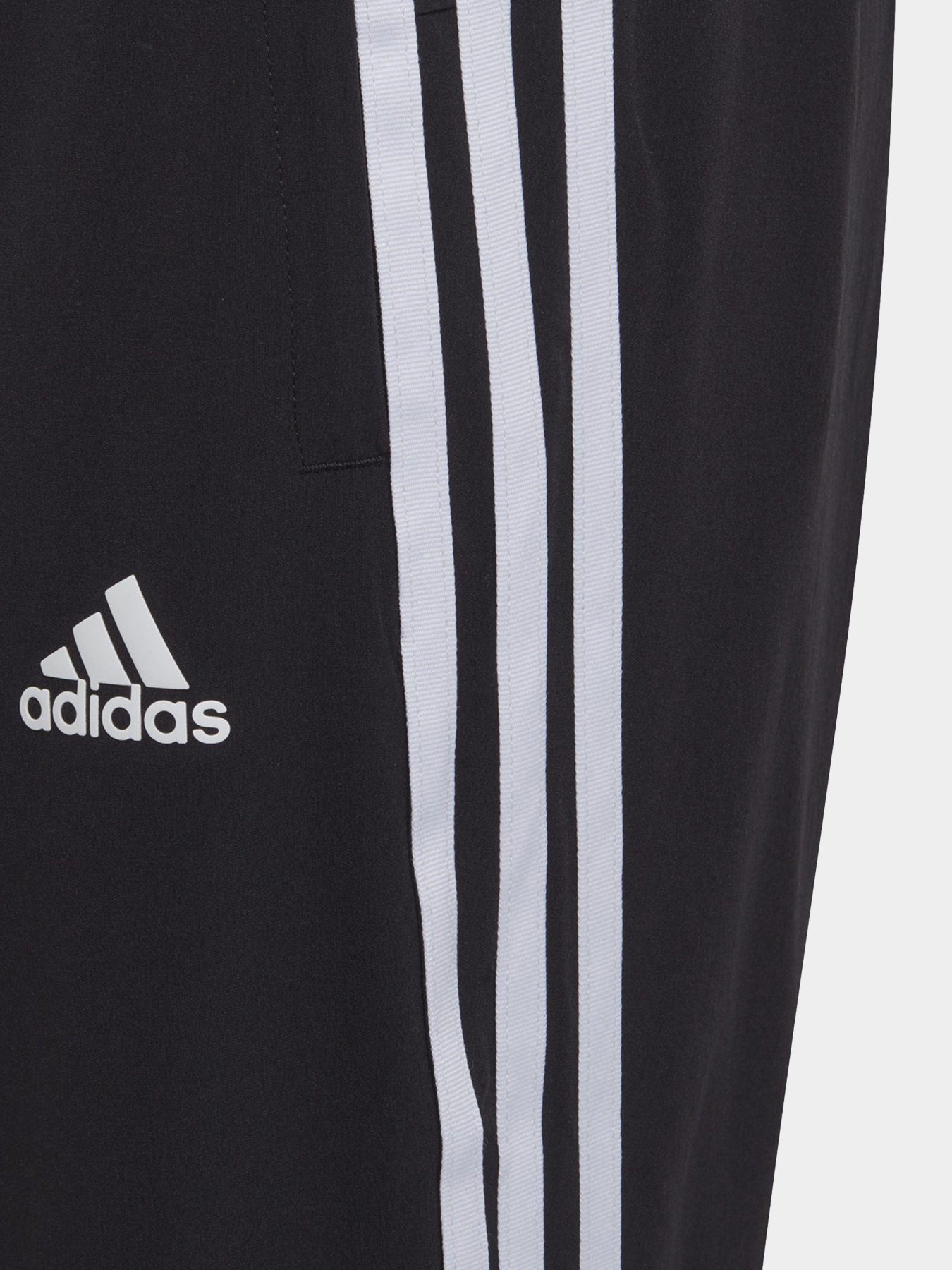 Штаны спортивные Adidas Aeroready Primegreen 3-Stripes Tapered Woven модель GT9421 Фото