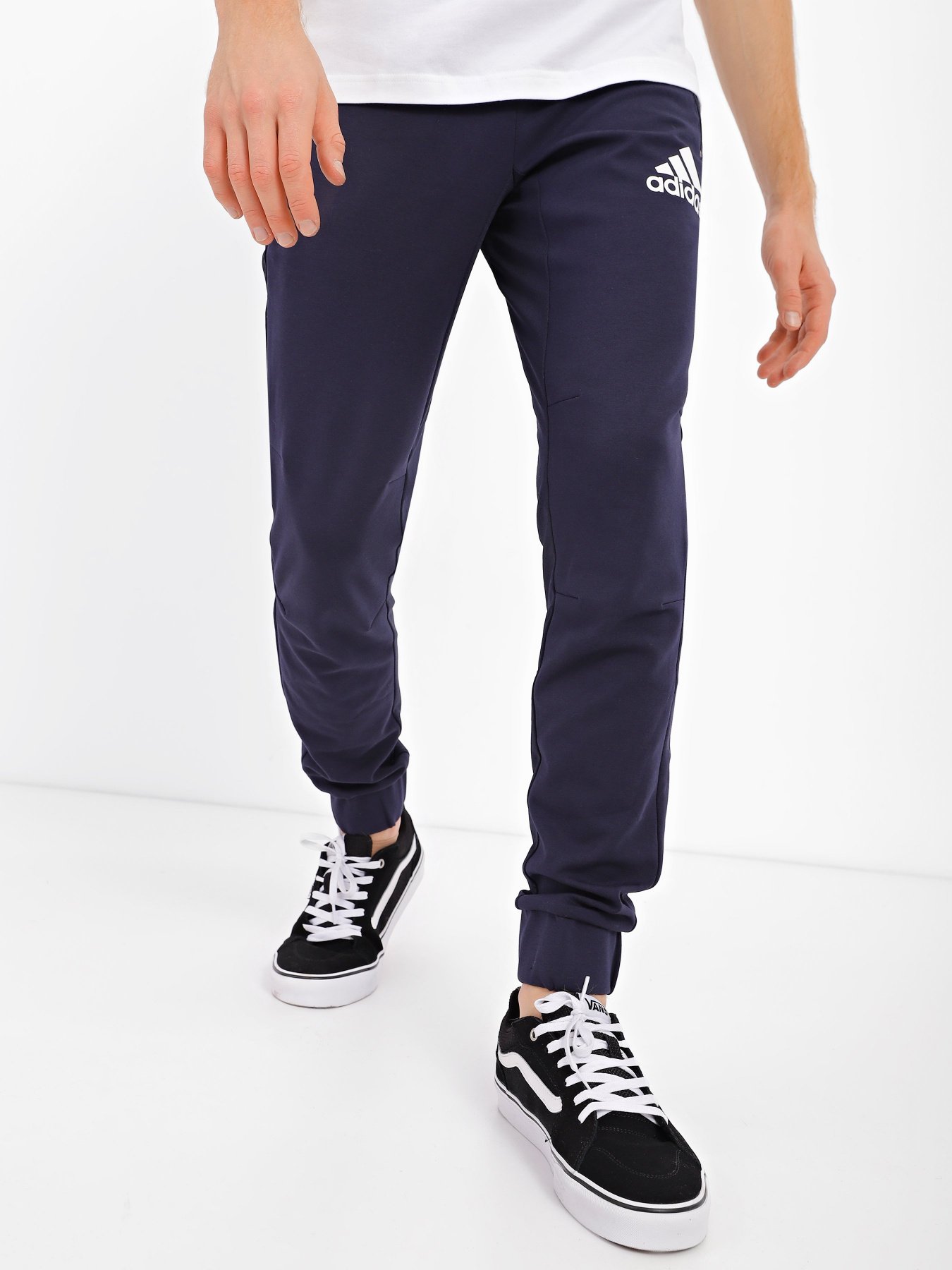 Штани спортивні Adidas Aeroready Designed To Move Sport Motion Logo модель GV5301 Фото