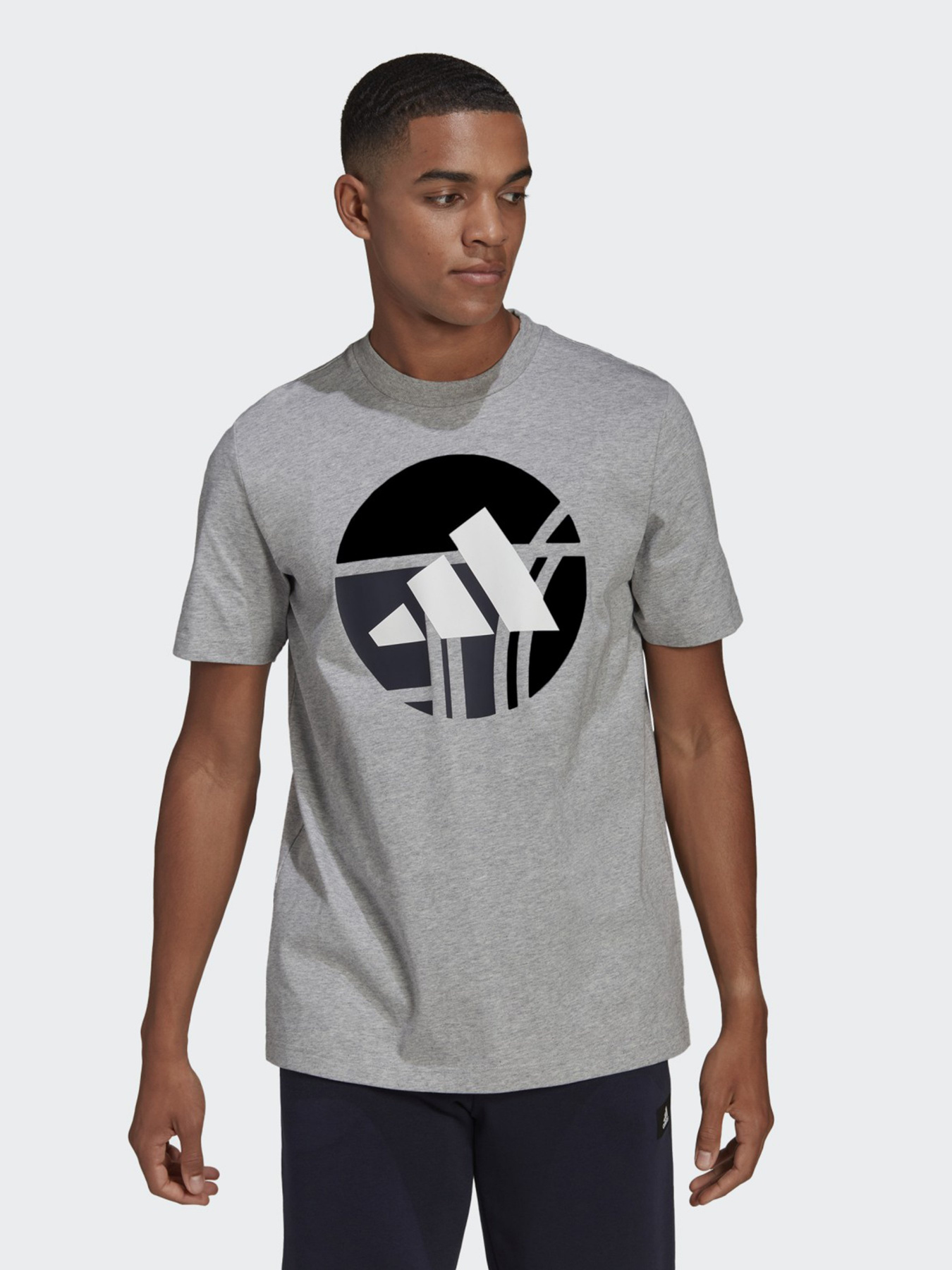 Футболка Adidas Studio Lounge Graphic модель HB6546 Фото