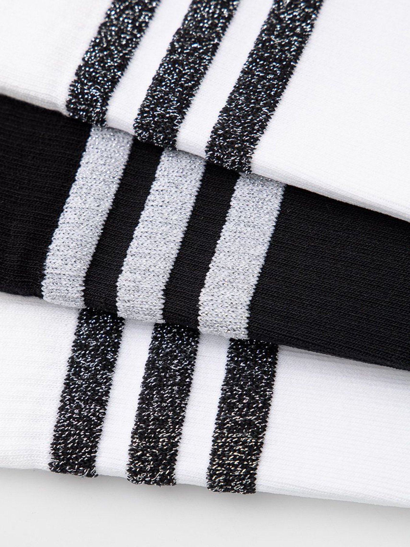 Набір шкарпеток Adidas GLAM 3-STRIPES модель GP3543 Набір шкарпеток Adidas GLAM 3-STRIPES модель GP3543 Фото