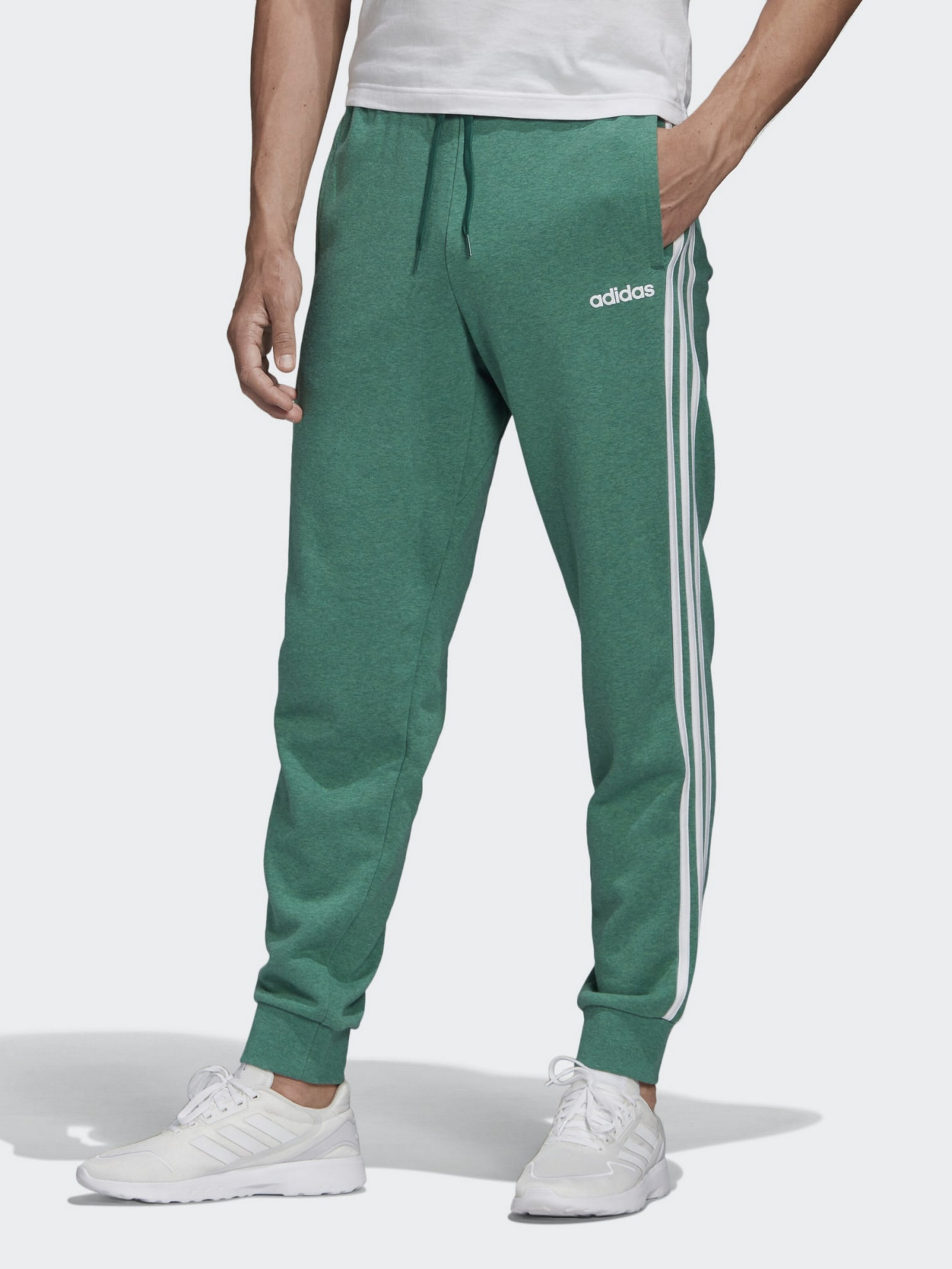 Штаны спортивные Adidas ESSENTIALS 3-STRIPES модель FM6284 Штаны спортивные Adidas ESSENTIALS 3-STRIPES модель FM6284 Фото