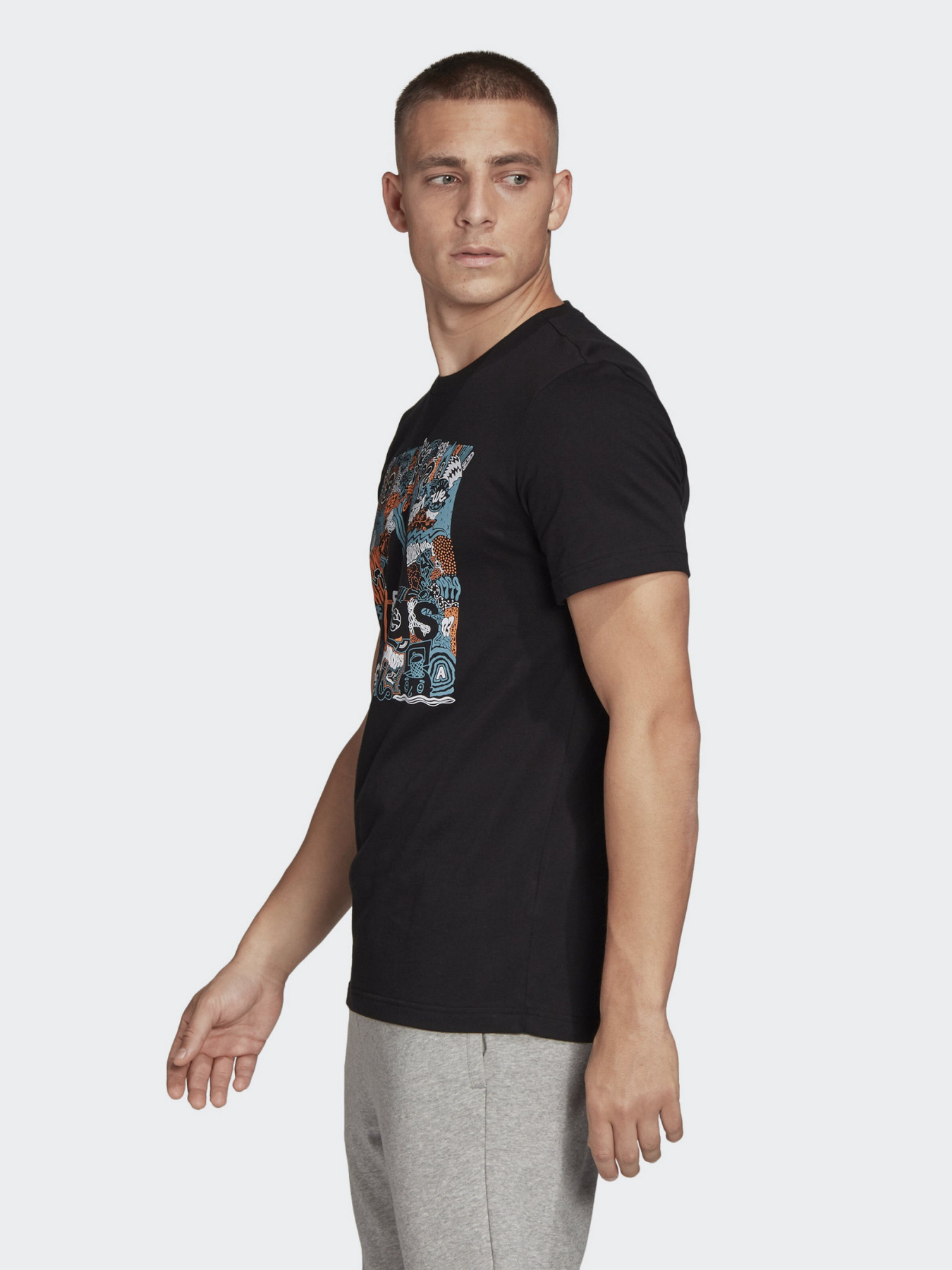 Футболка Adidas DOODLE BOS модель FN1753 Фото