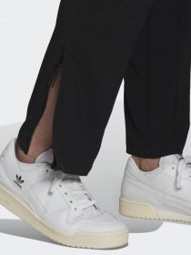 Спортивні штани Adidas ADICOLOR TREFOIL TEC LUXE модель HC4543 Фото