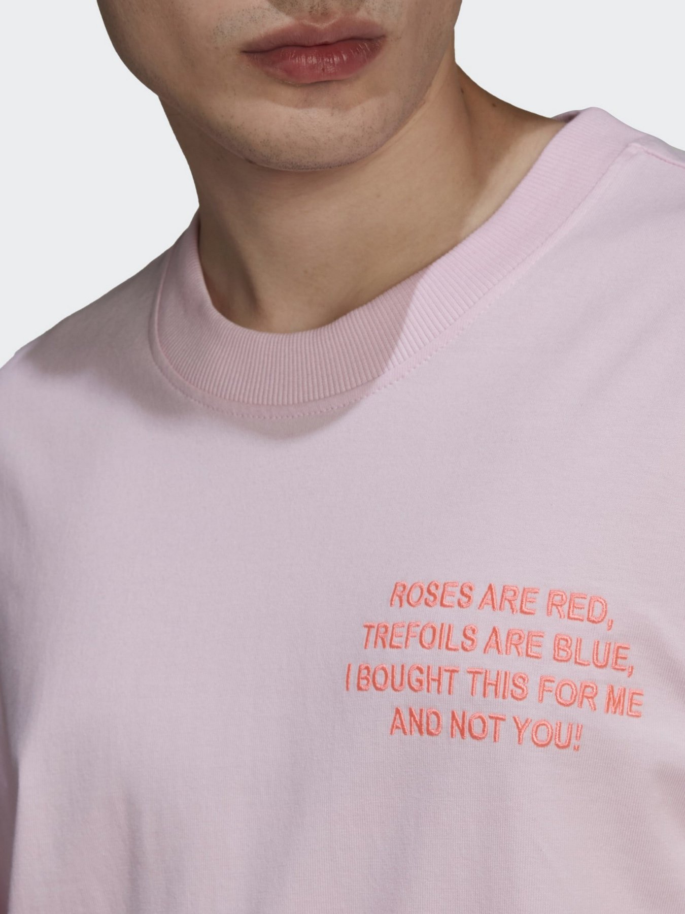 Футболка Adidas V-DAY модель HI6014 Футболка Adidas V-DAY модель HI6014 Фото