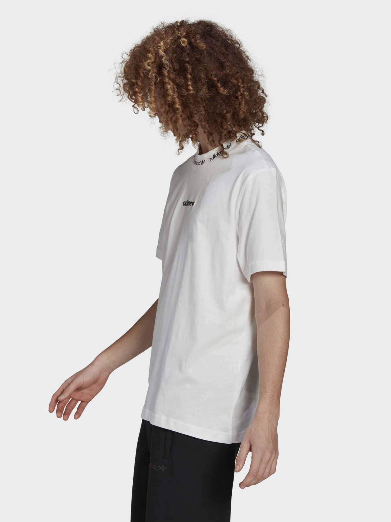 Футболка Adidas Trefoil Linear модель HM2659 Фото