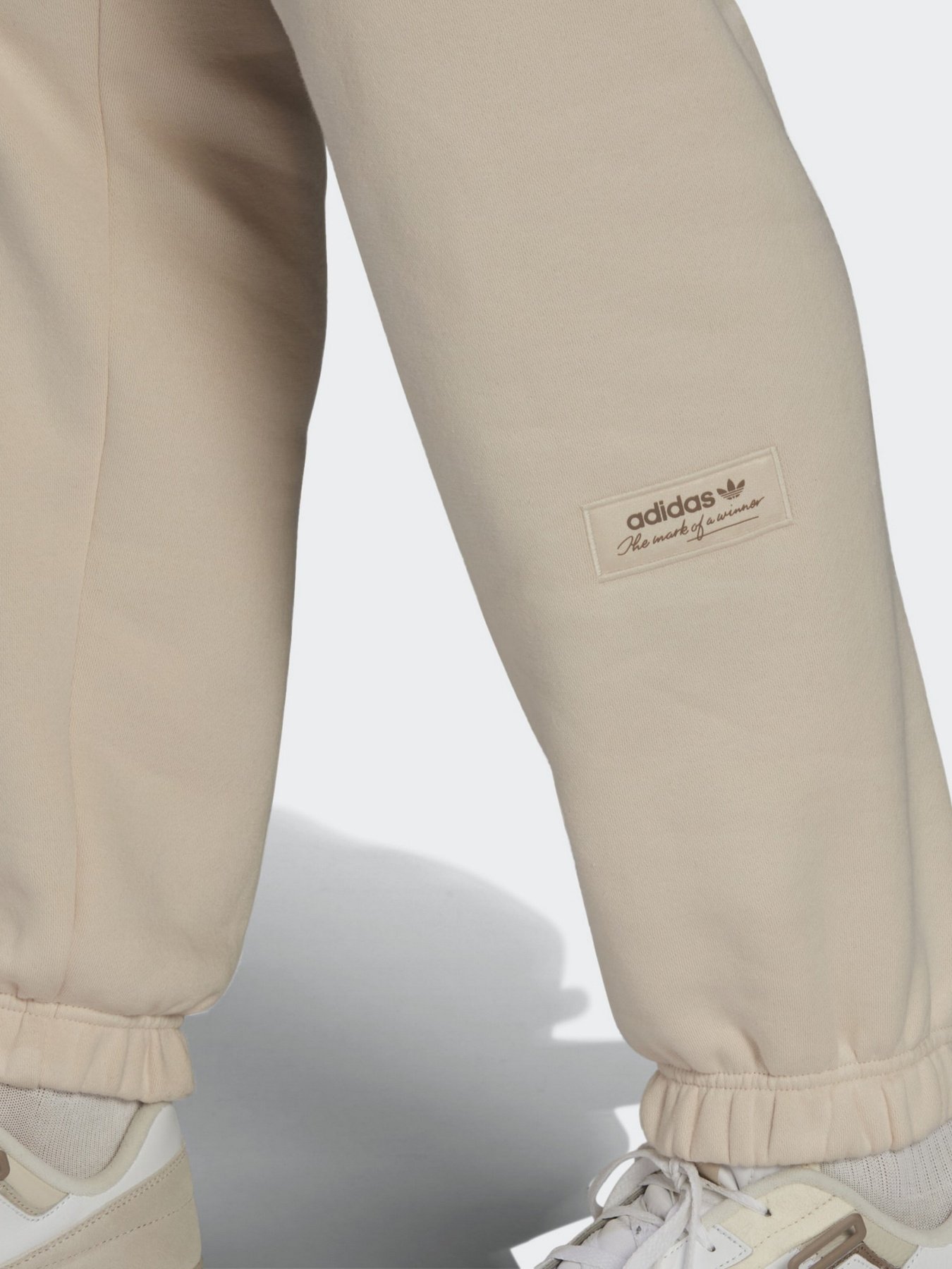 Штаны спортивные Adidas TREFOIL LINEAR модель HM2671 Фото