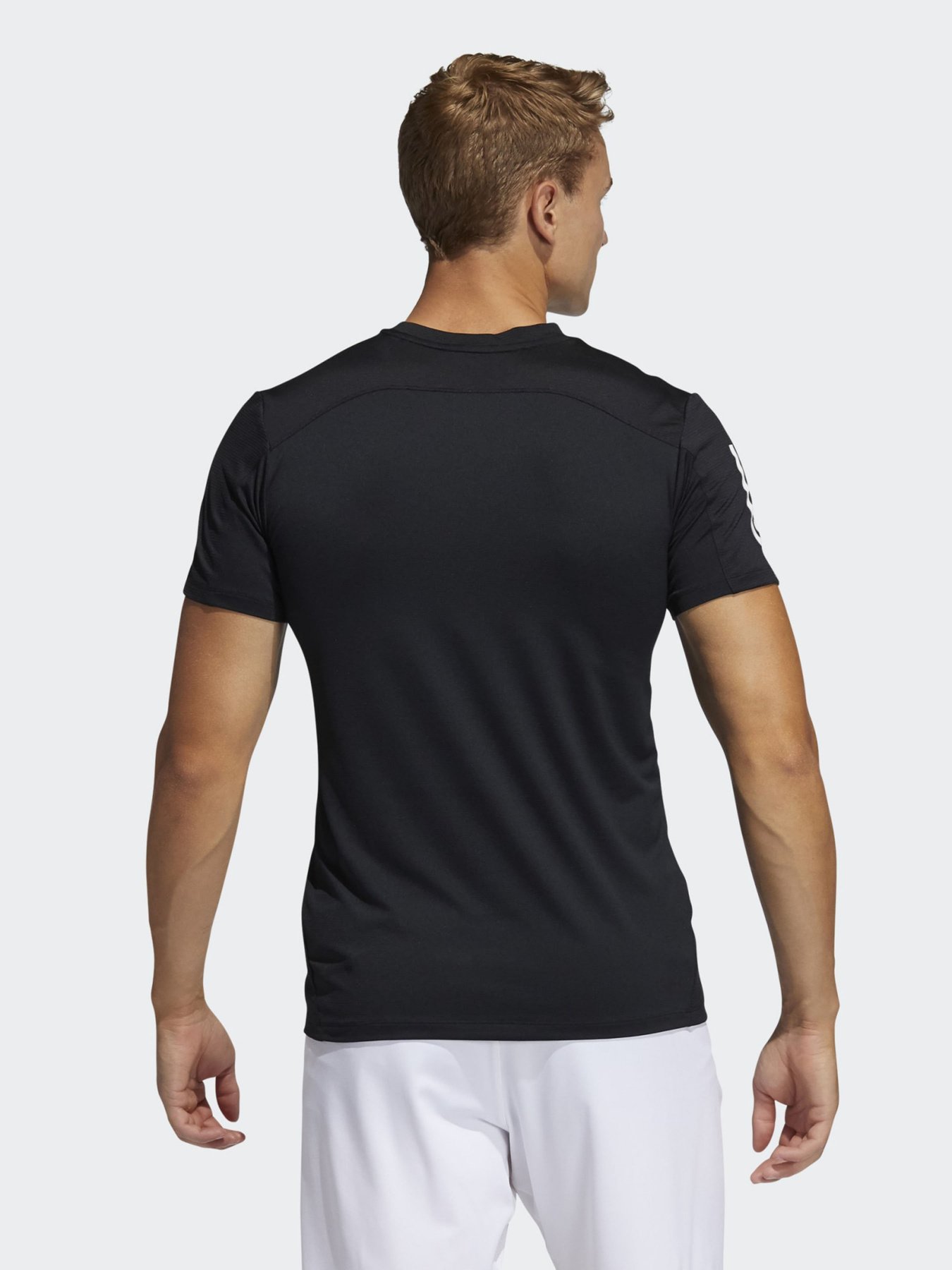 Спортивная футболка Adidas Primeblue Aeroready 3 Stripes модель GQ2159 Фото