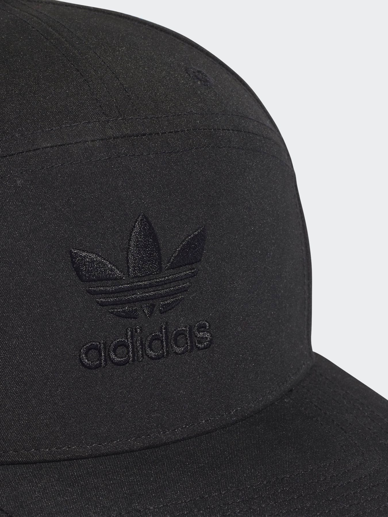 Кепка Adidas Adicolor модель HD9721 Кепка Adidas Adicolor модель HD9721 Фото