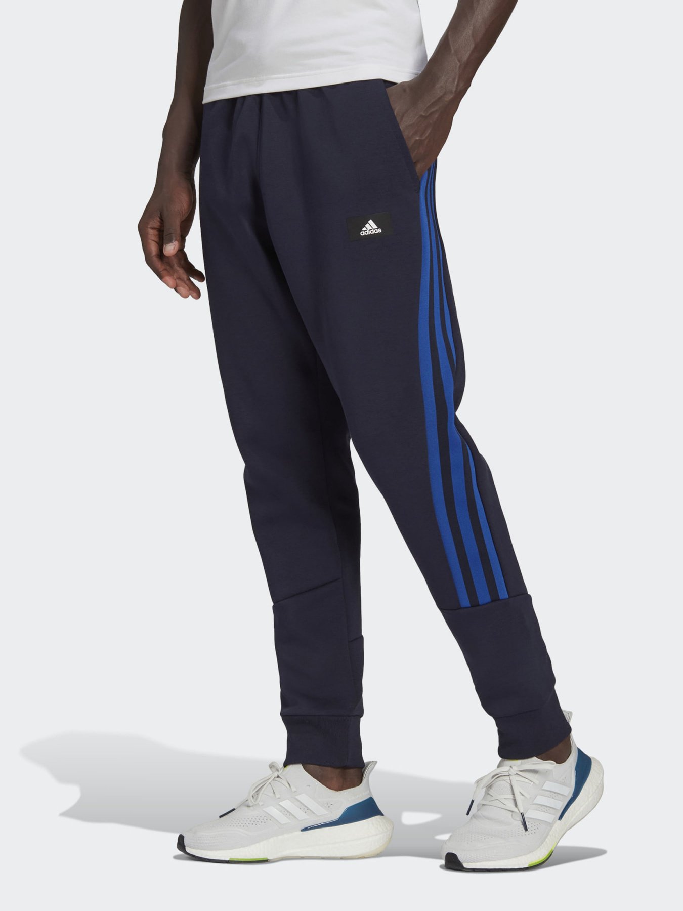 Штани спортивні Adidas FI 3S модель HC5263 Фото