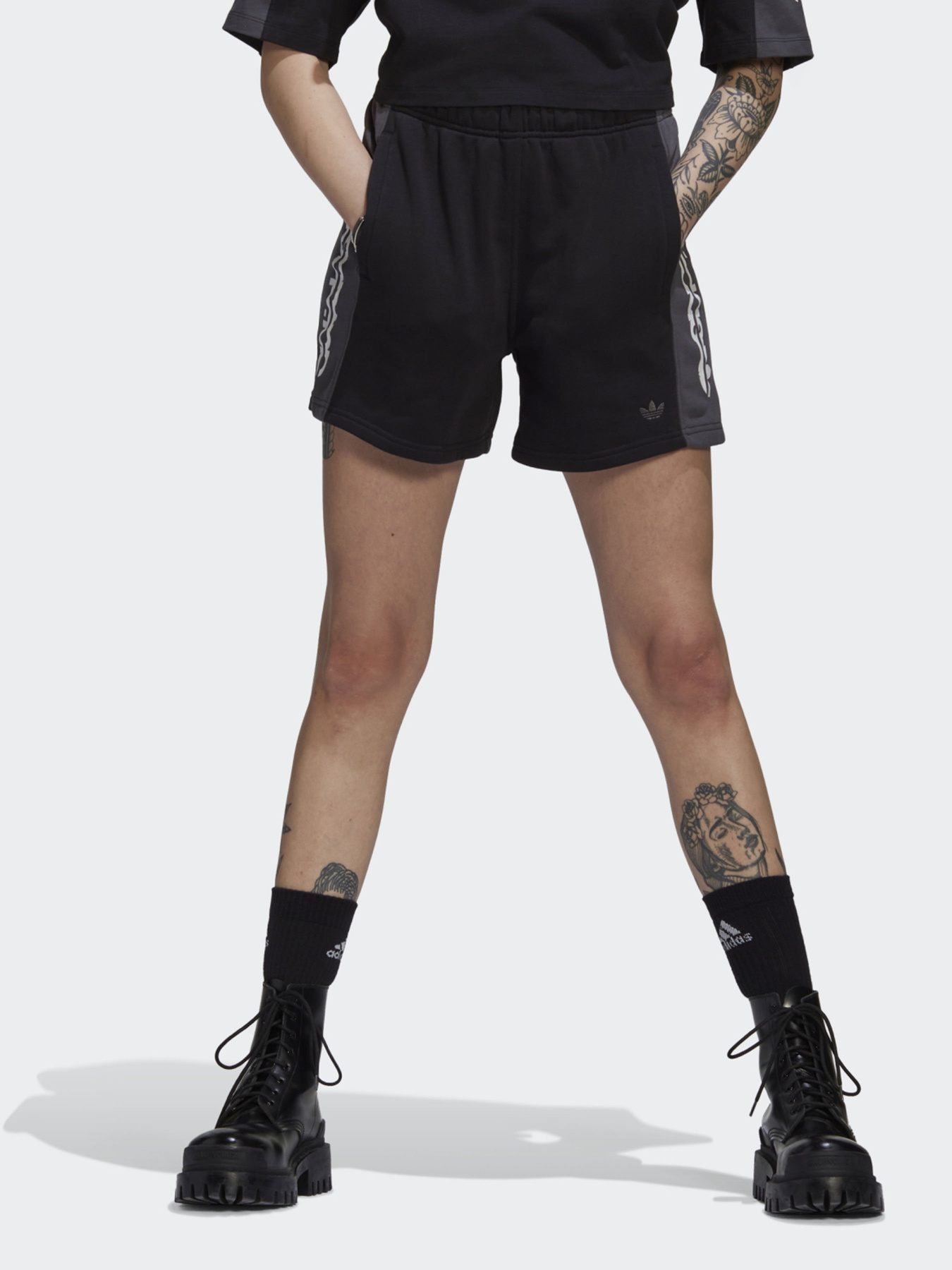 Шорты спортивные Adidas Blocked Graphic модель HF2137 Фото