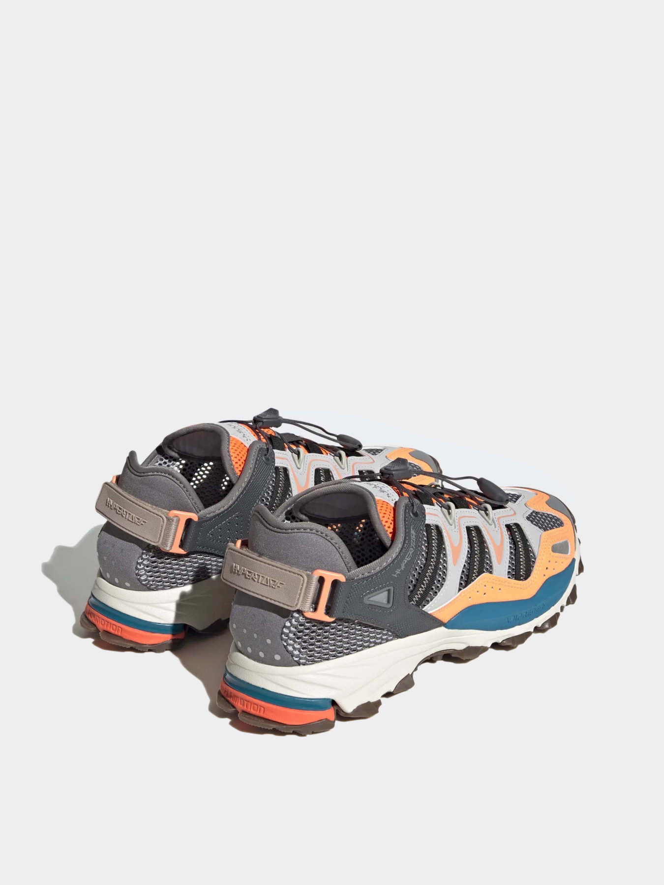 Кроссовки Adidas Hyperturf Adventure модель HP2832 Фото