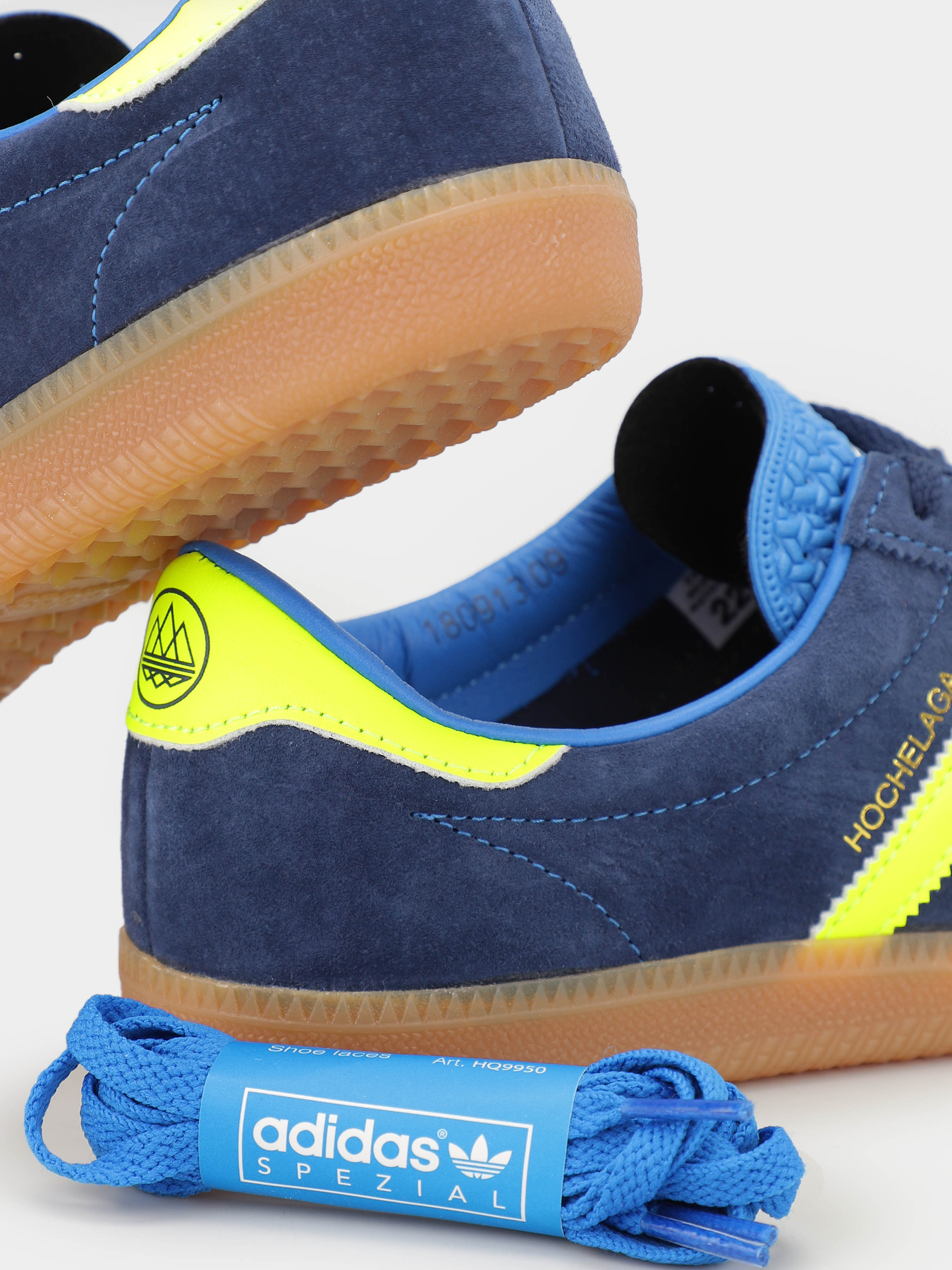 Кеди низькі Adidas Spezial Hochelaga модель HQ9950 Фото