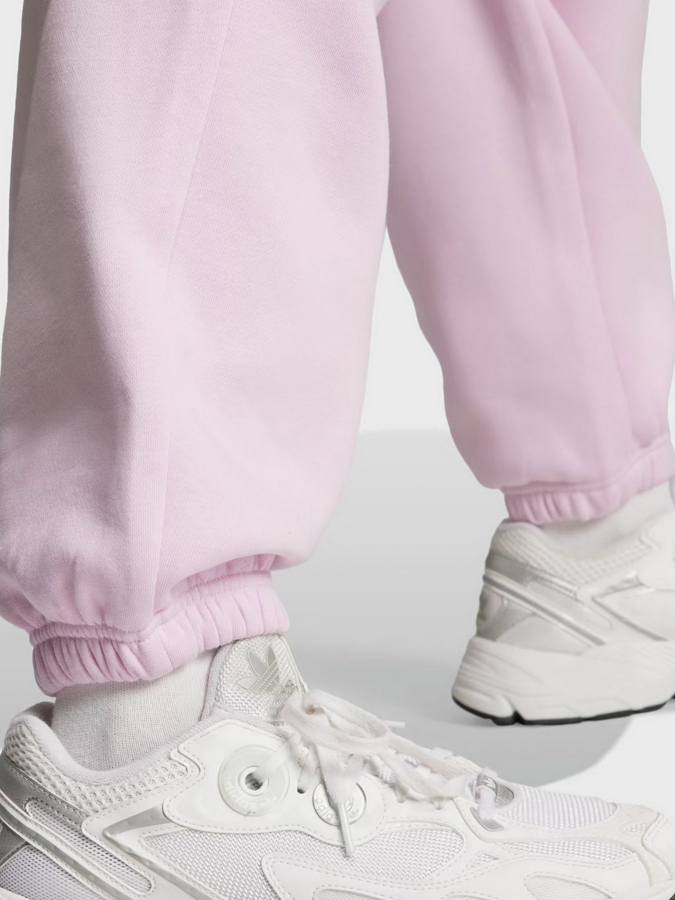 Джоггеры Adidas Essentials Fleece Originals модель IJ9808 Фото