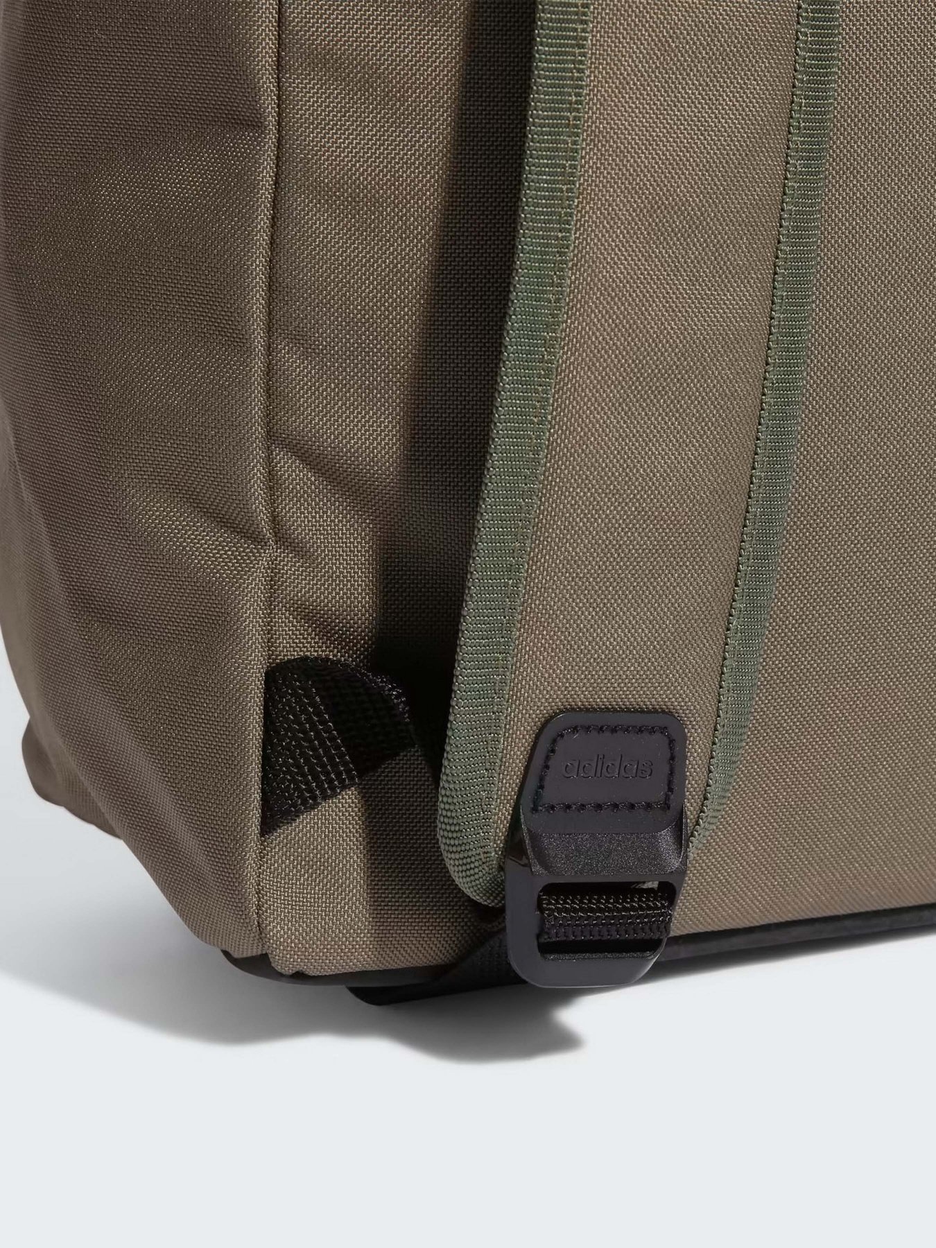 Рюкзак Adidas Classic Foundation 20L модель HR5341 Фото