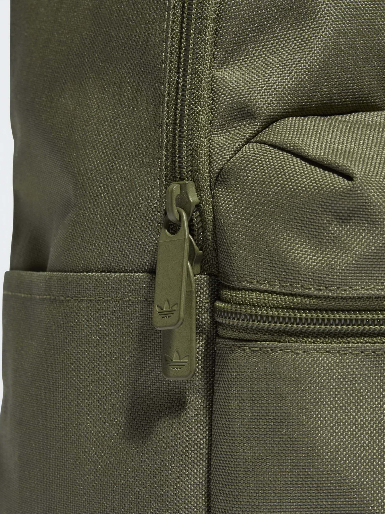 Повсякденний рюкзак Adidas Adicolor модель IL1962 Фото