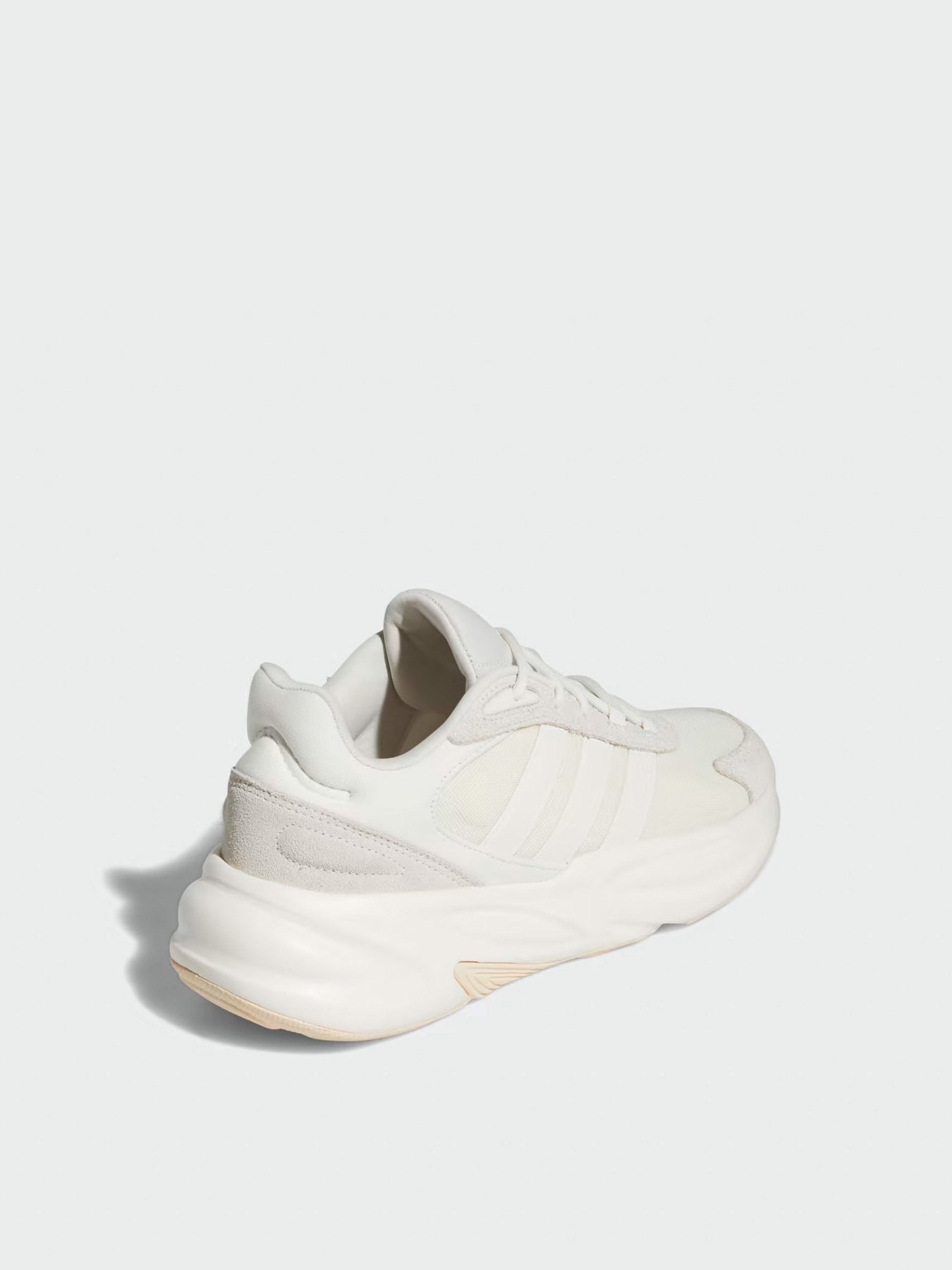 Кроссовки повседневные Adidas Ozelle Cloudfoam модель GX1727 Фото