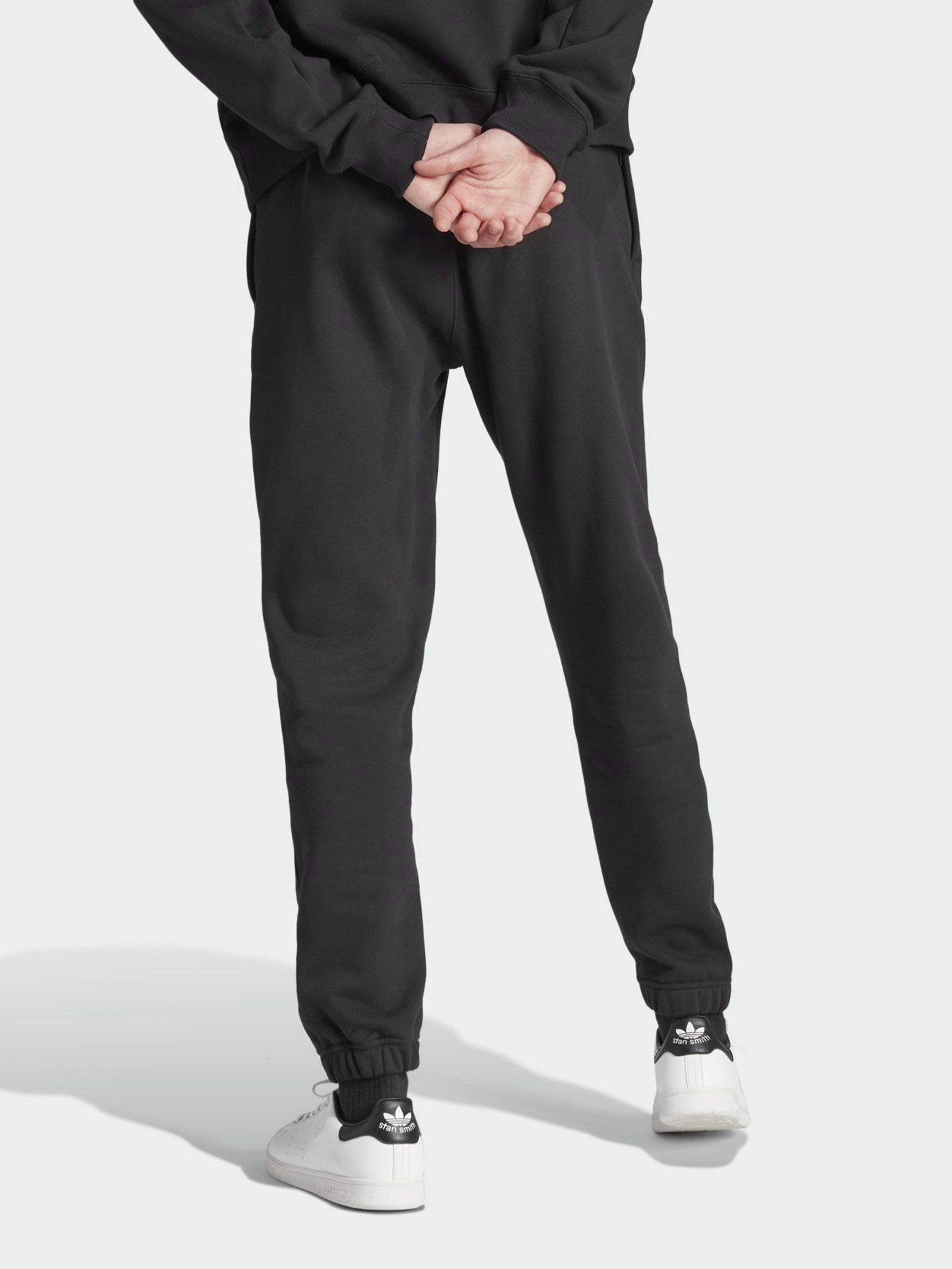 Спортивні штани Adidas AAC Originals модель HZ0698 Спортивні штани Adidas AAC Originals модель HZ0698 Фото