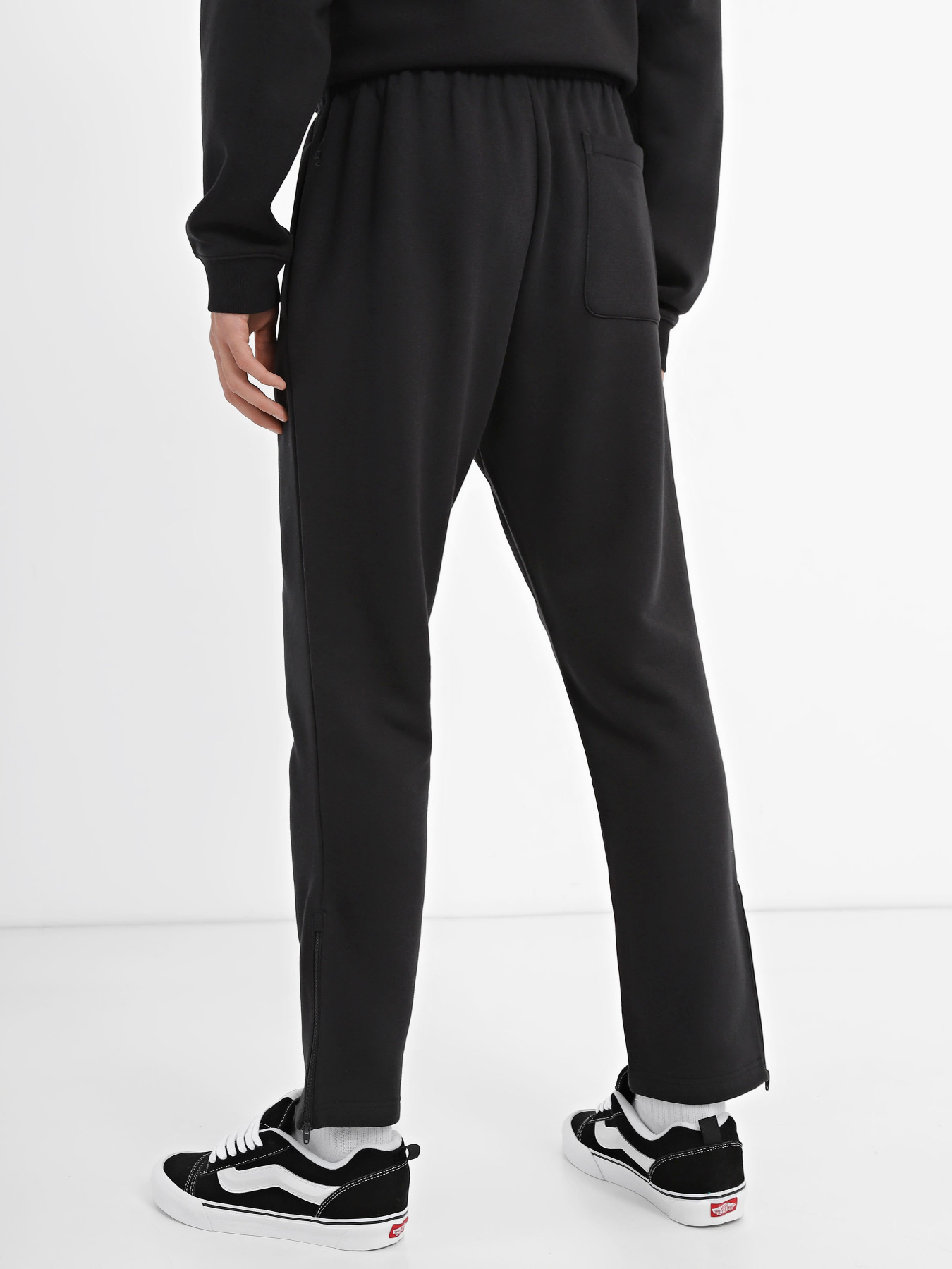 Штаны спортивные Adidas All SZN Fleece модель IB4070 Фото