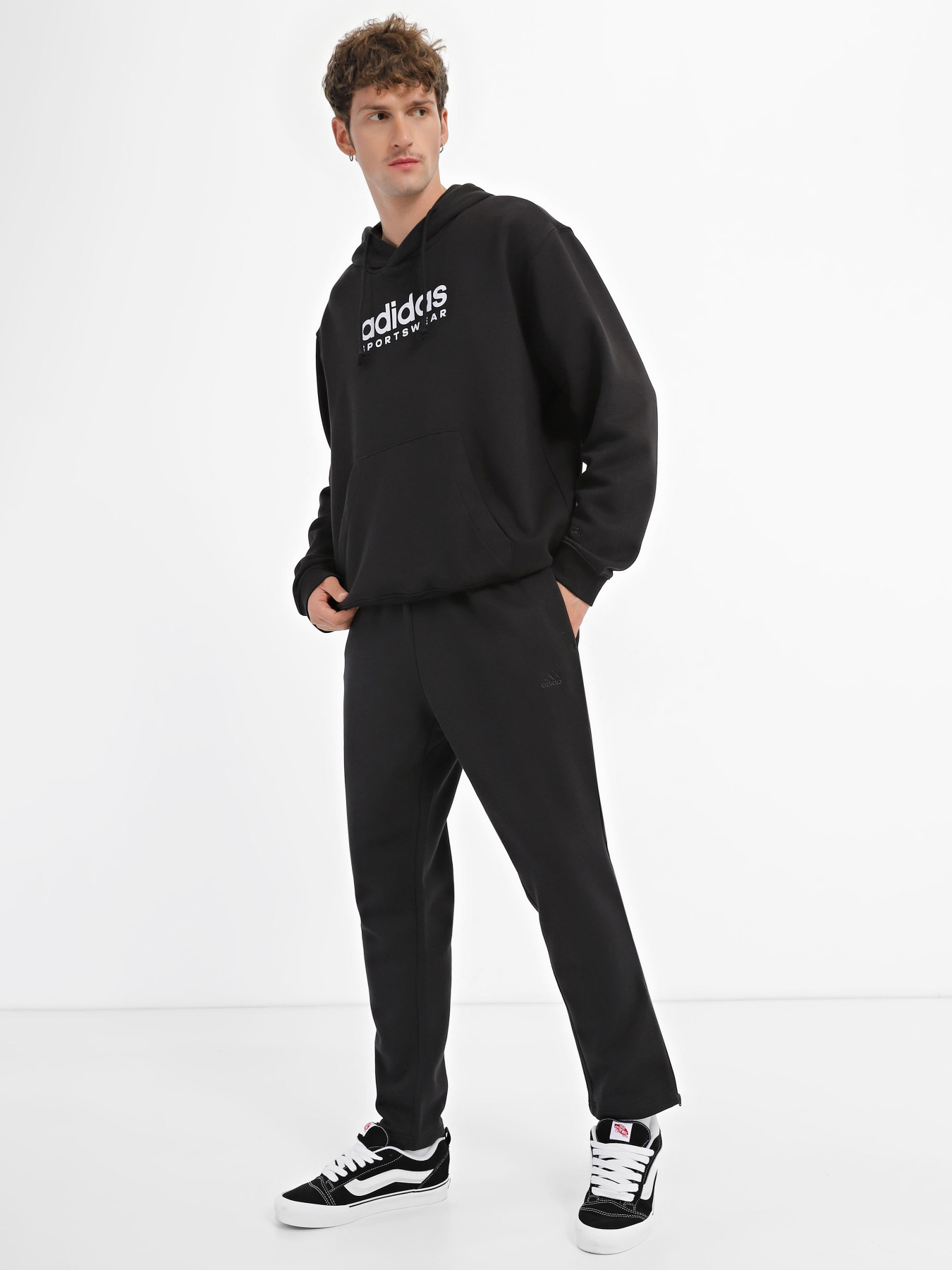Штаны спортивные Adidas All SZN Fleece модель IB4070 Фото