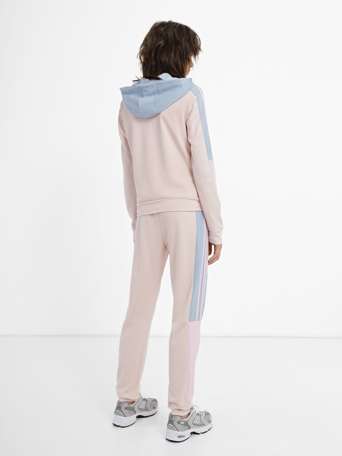 Спортивный костюм Adidas Boldblock модель IJ8759 Фото