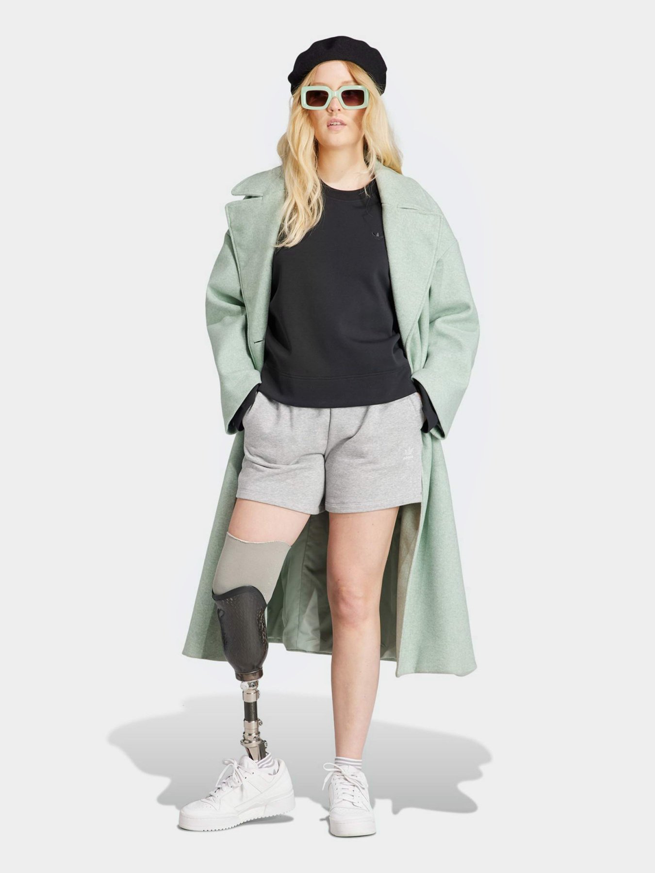 Свитшот Adidas Essential Short Crew модель IJ9622 Фото