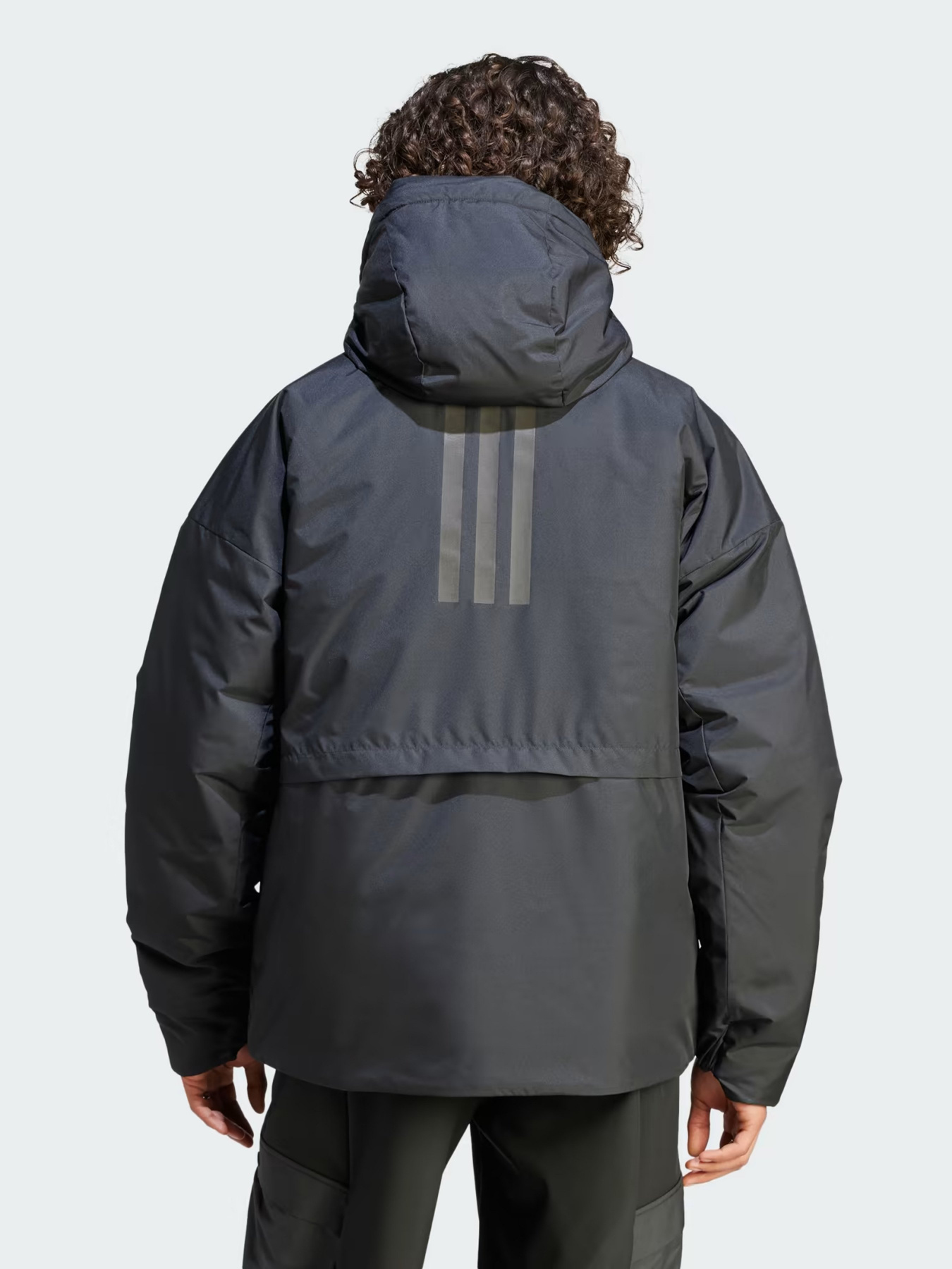 Зимова куртка Adidas Traveer Insulated модель IK3136 Фото