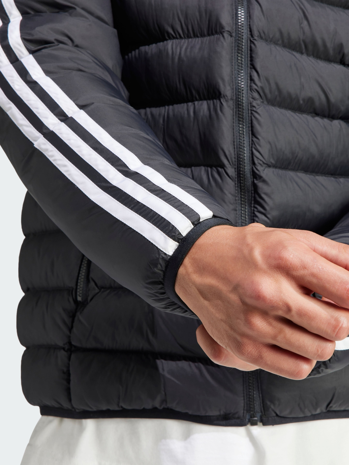 Зимова куртка Adidas Padded Hooded Puffer Originals модель IL2563 Фото