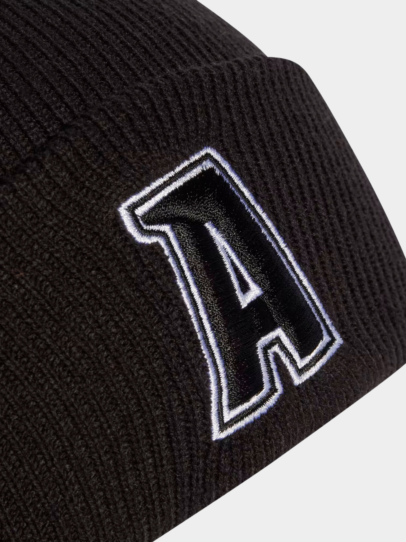 Шапка Adidas 2-Color Logo модель IB3236 Фото