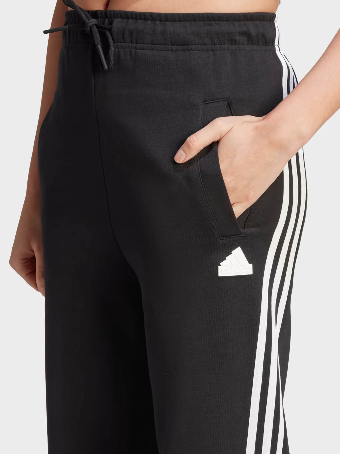 Штаны спортивные Adidas Future Icons 3-Stripes модель II8091 Фото