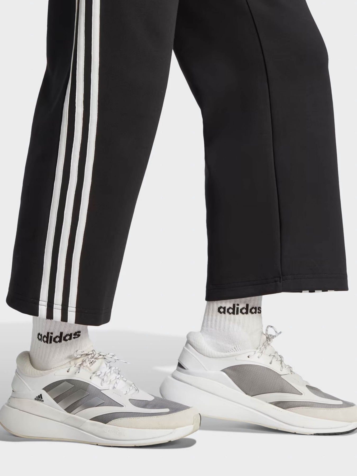 Штаны спортивные Adidas Future Icons 3-Stripes модель II8091 Фото