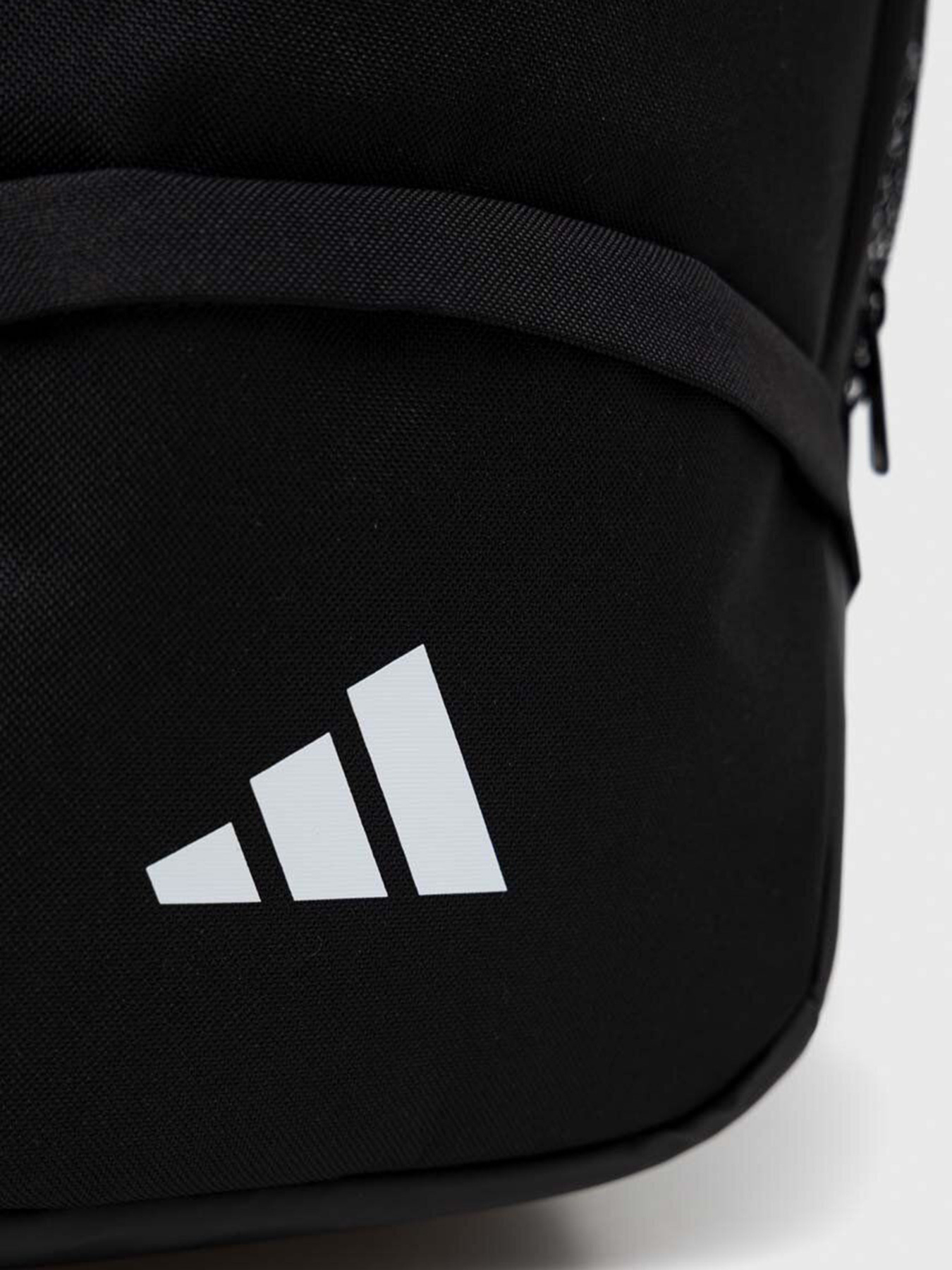 Повседневный рюкзак Adidas TIRO LEAGUE 26.5L модель HS9758 Повседневный рюкзак Adidas TIRO LEAGUE 26.5L модель HS9758 Фото