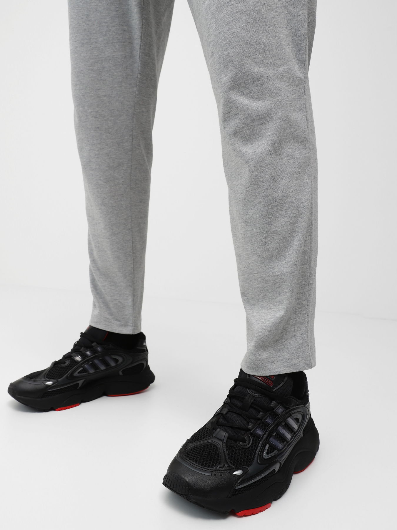 Кроссовки Adidas Ozmillen Originals модель ID2895 Фото