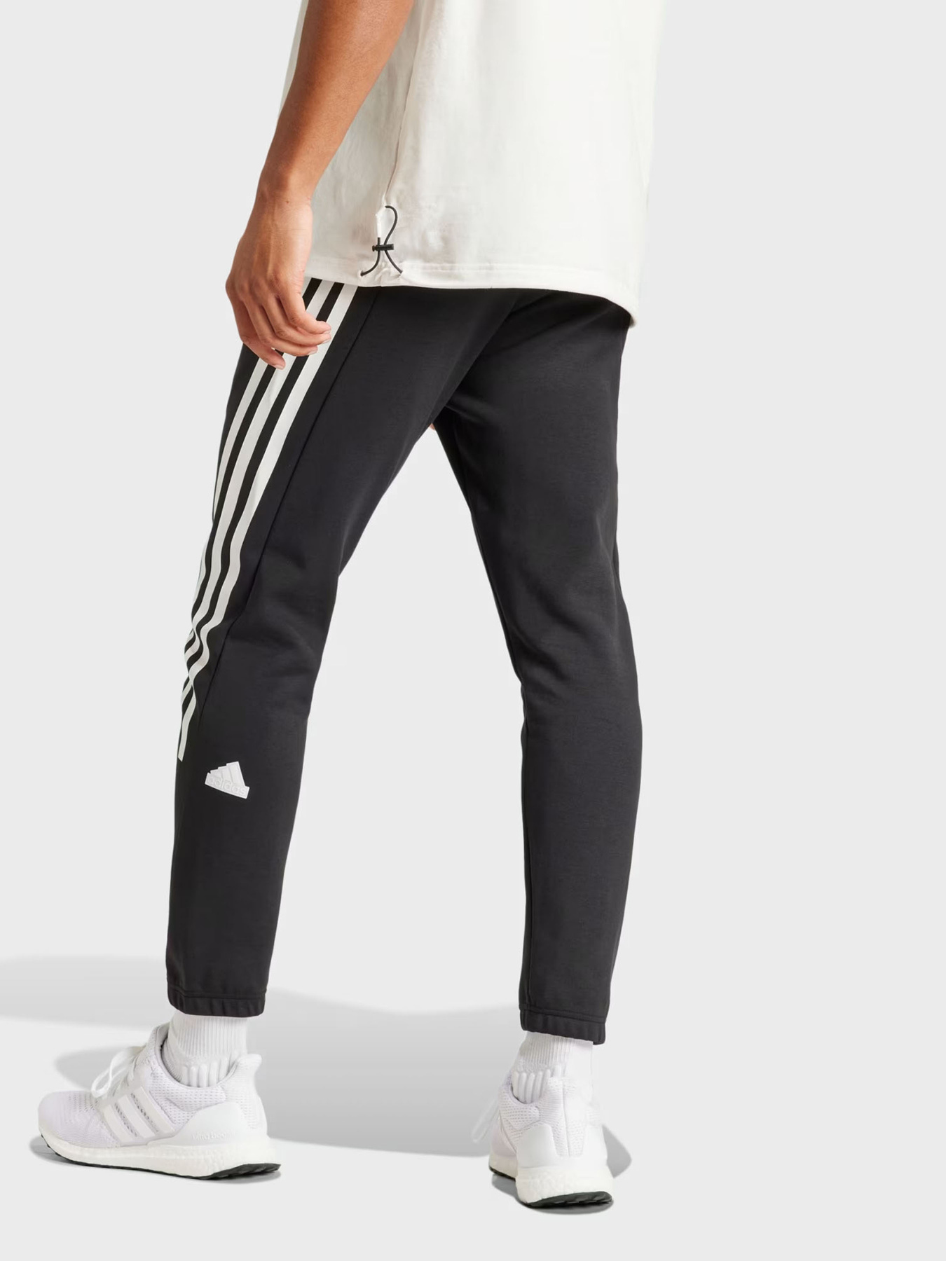 Штаны спортивные Adidas Future Icons 3-Stripes модель IN3310 Фото