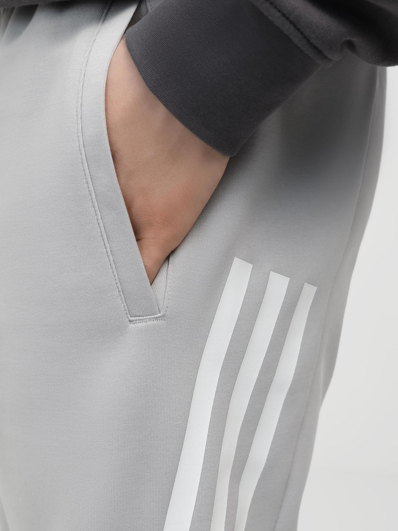 Штаны спортивные Adidas Future Icons 3-Stripes модель IR9203 Фото