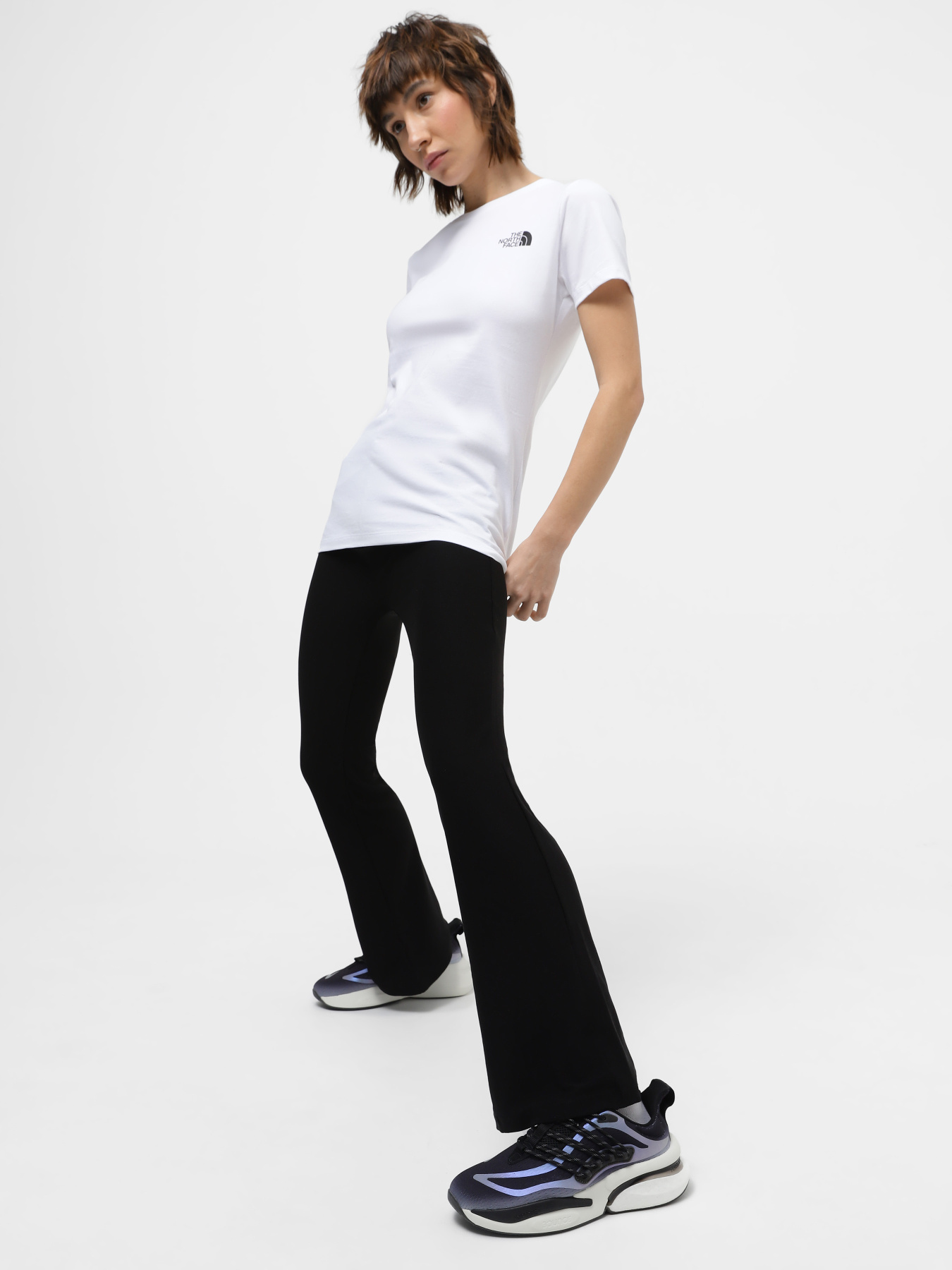 Кросівки Adidas Alphaboost V1 модель ID0317 Фото