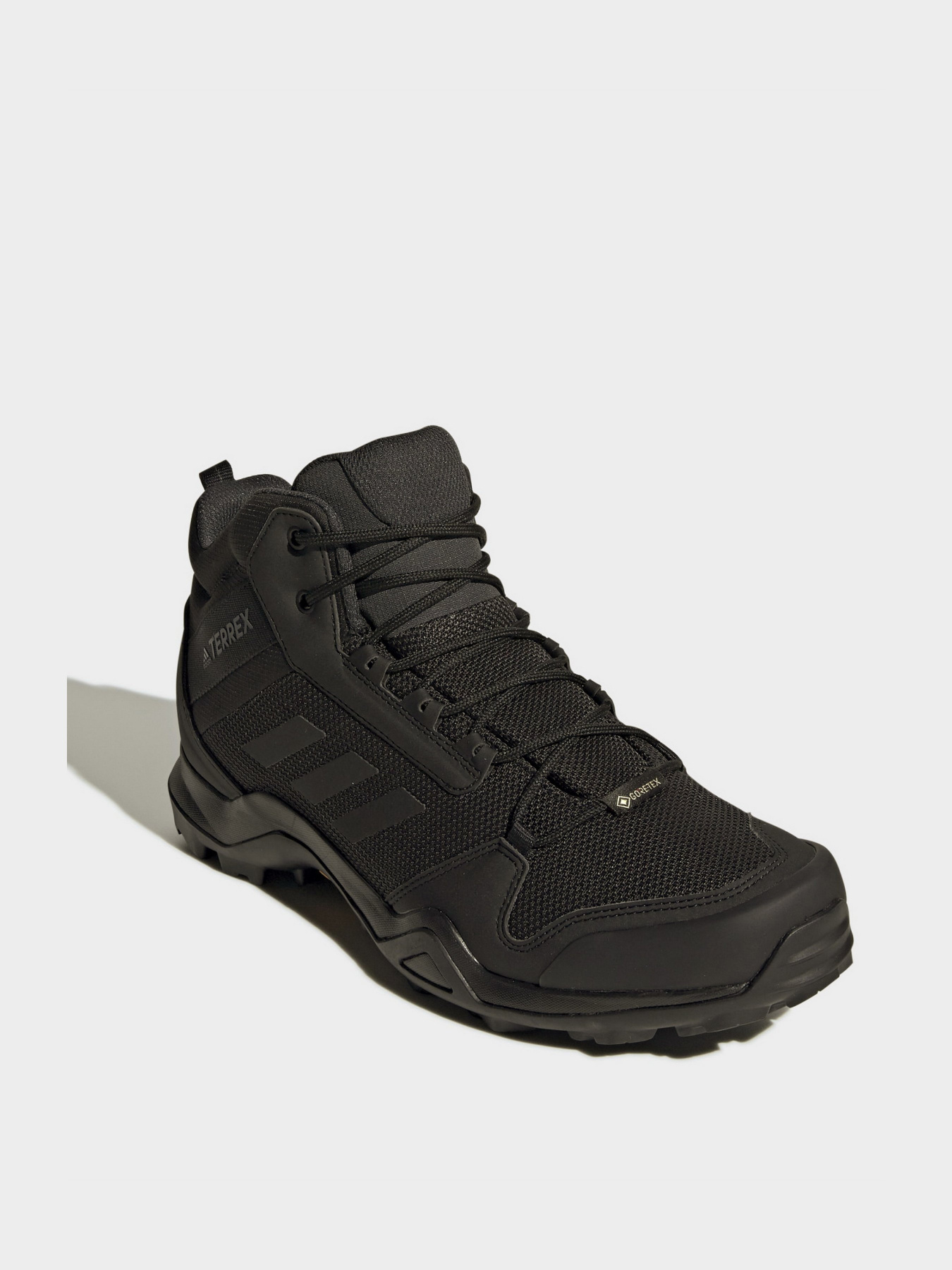 Ботинки Adidas TERREX AX3 MID GORE-TEX модель BC0466 Фото