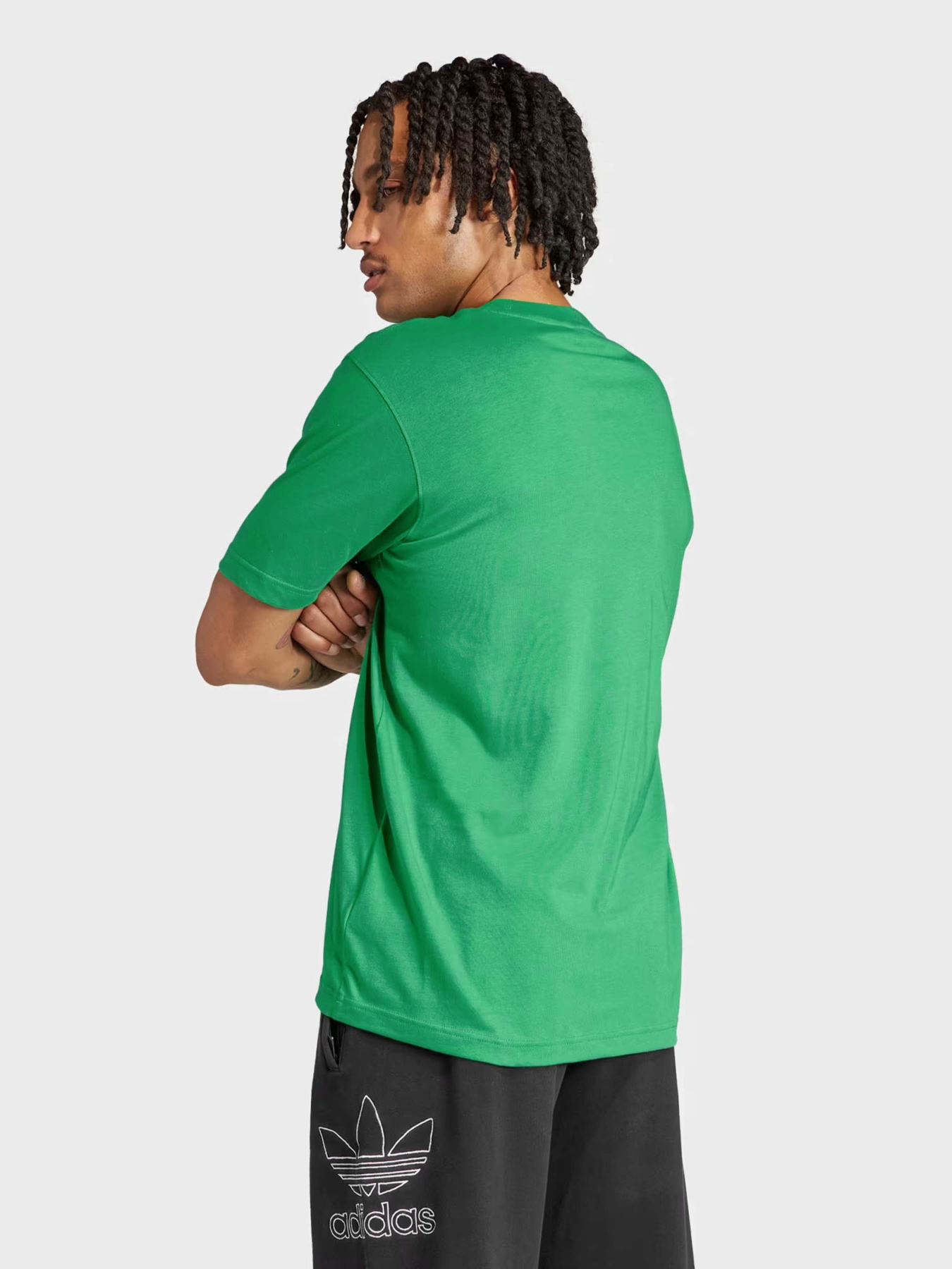 Футболка Adidas Adicolor Trefoil модель IR8012 Фото