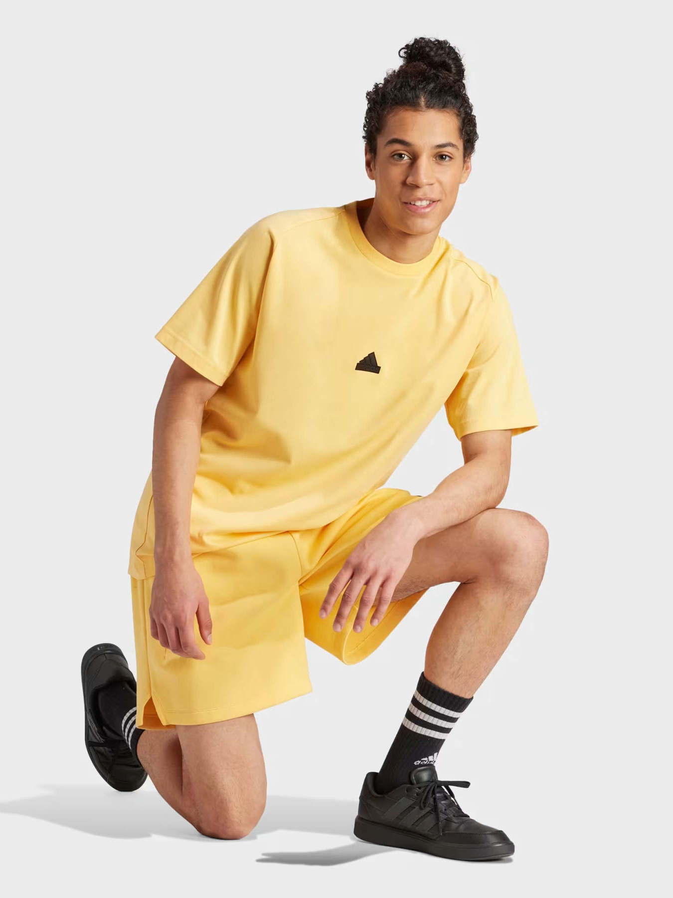 Футболка Adidas Z.N.E. модель IR5238 Фото