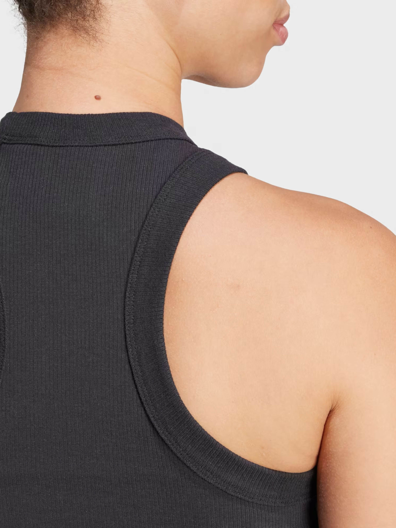 Топ Adidas Lounge Ribbed Crop Tank модель IR8785 Фото