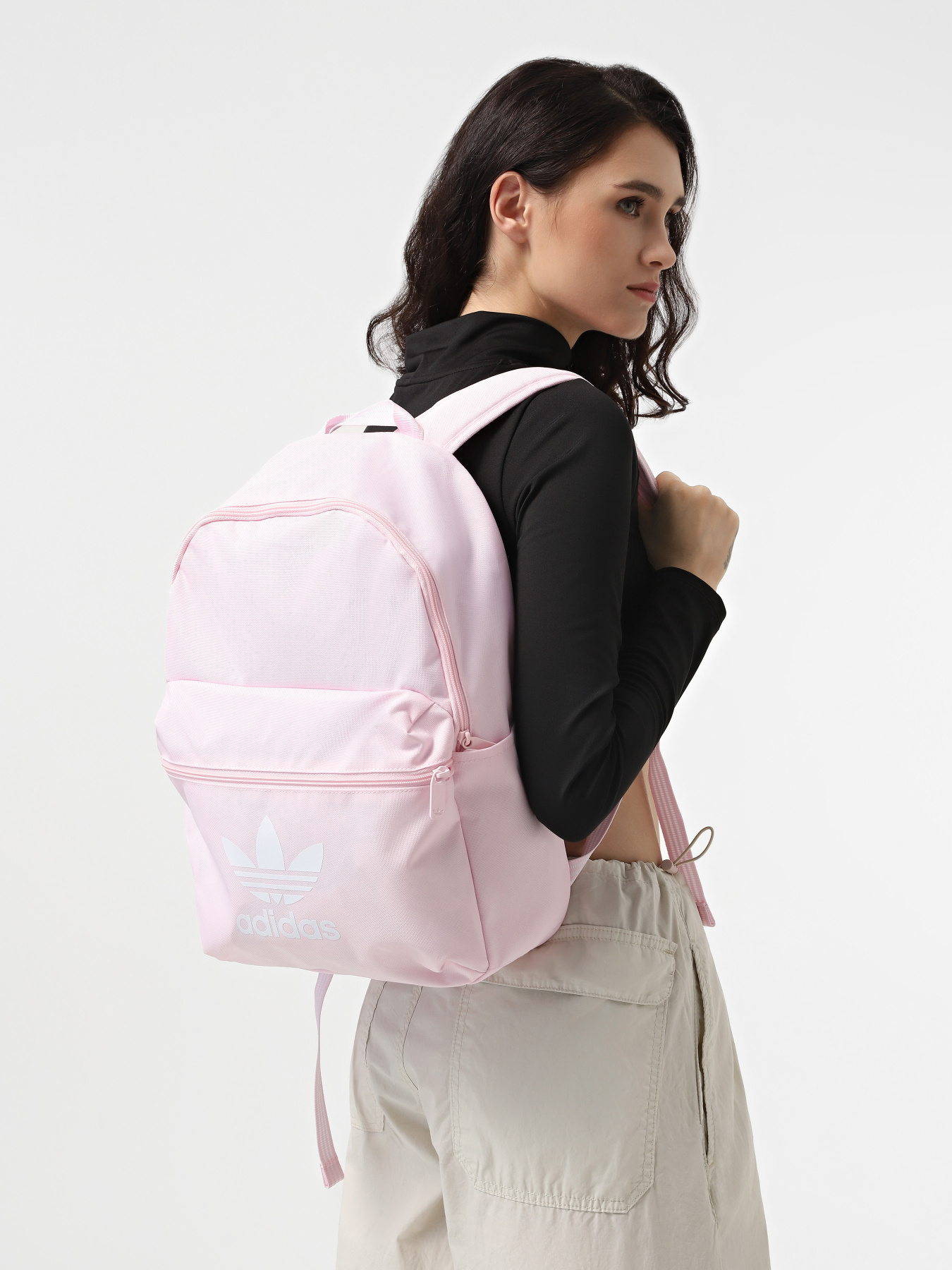 Повсякденний рюкзак Adidas ADICOLOR ORIGINALS 21L модель IS4363 Повсякденний рюкзак Adidas ADICOLOR ORIGINALS 21L модель IS4363 Фото