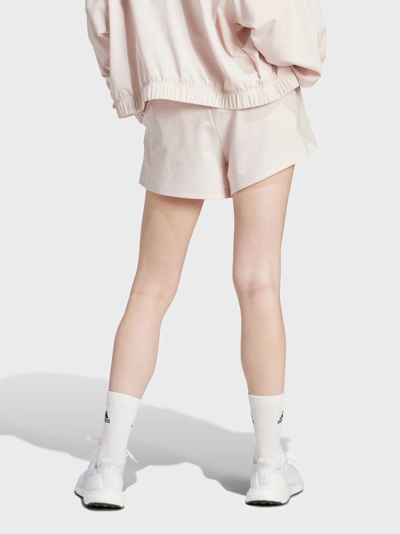 Спортивні шорти Adidas EMBROIDERY WOVEN LOOSE модель IW8732 Фото