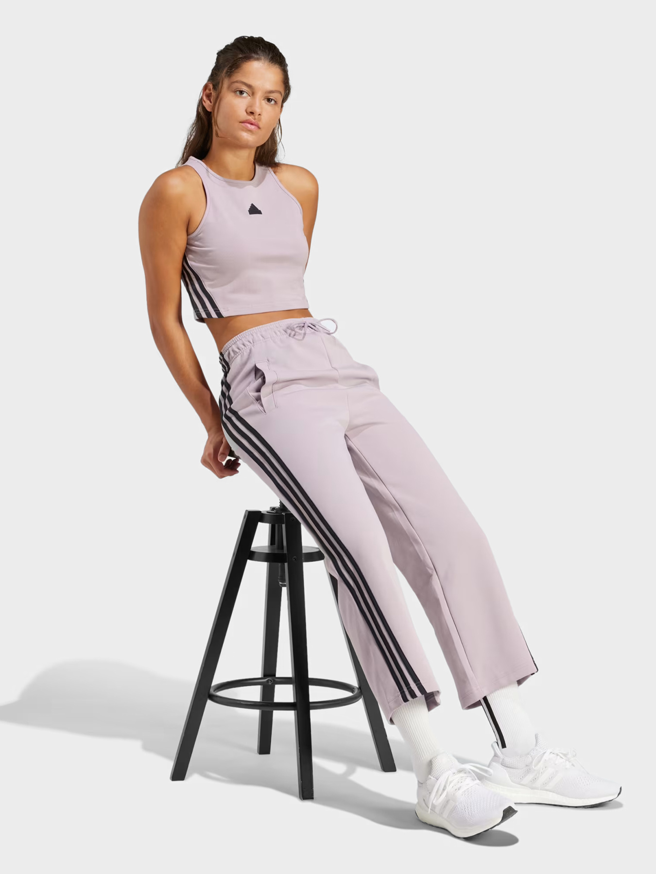 Штаны спортивные Adidas Future Icons 3-Stripes Open Hem модель IS3661 Фото