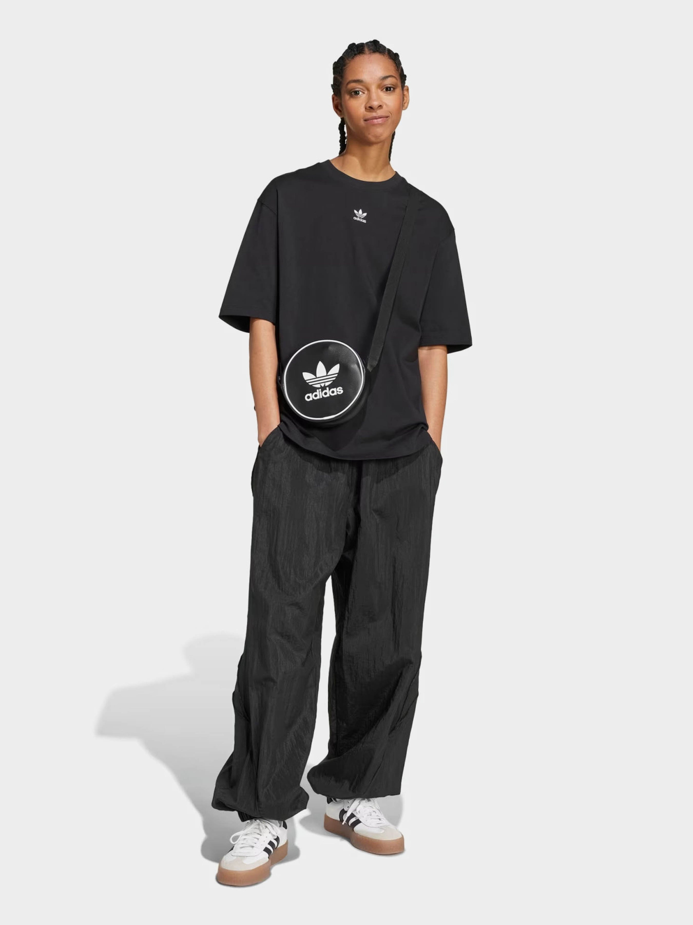 Футболка Adidas ESSENTIALS BOYFRIEND модель IY7321 Фото