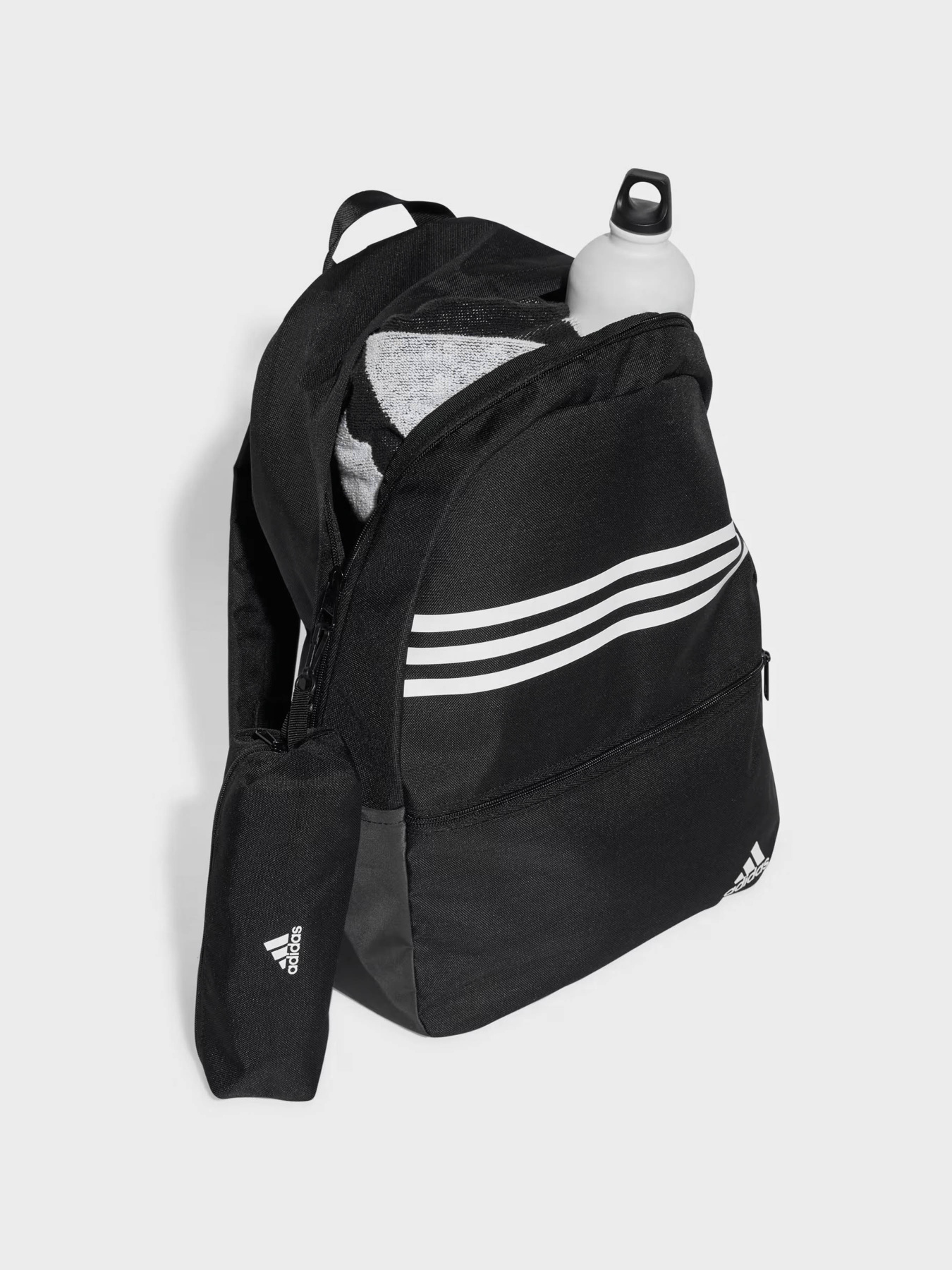 Повседневный рюкзак Adidas ESSENTIALS 27.7L модель IZ1895 Повседневный рюкзак Adidas ESSENTIALS 27.7L модель IZ1895 Фото