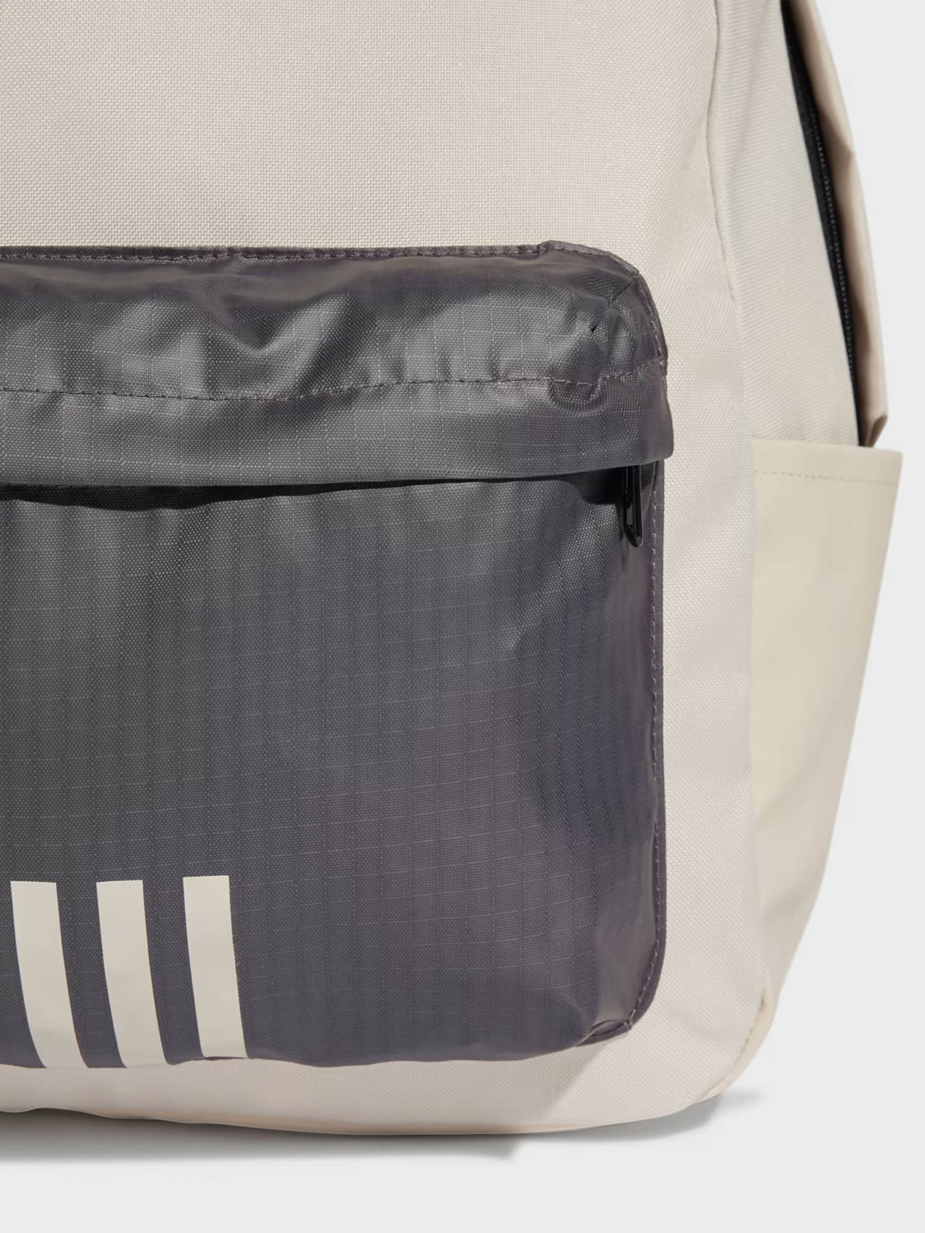 Повсякденний рюкзак Adidas ESSENTIALS 27.5L модель IZ1910 Повсякденний рюкзак Adidas ESSENTIALS 27.5L модель IZ1910 Фото