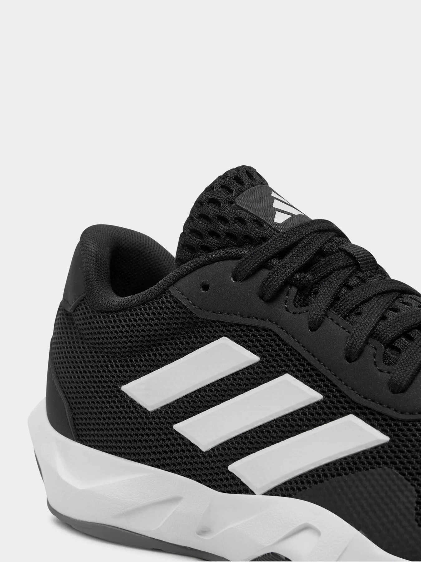 Кроссовки повседневные Adidas AMPLIMOVE PERFORMANCE модель IF0957 Кроссовки повседневные Adidas AMPLIMOVE PERFORMANCE модель IF0957 Фото