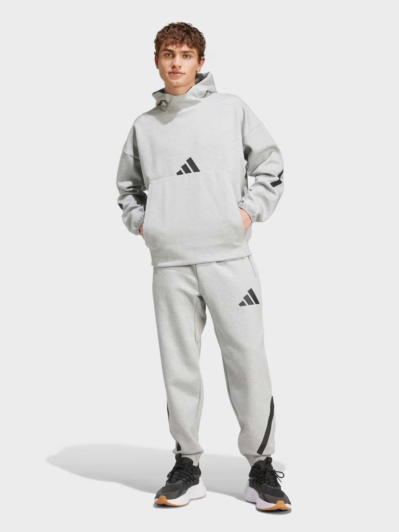 Штаны спортивные Adidas Z.N.E. модель JF2446 Фото