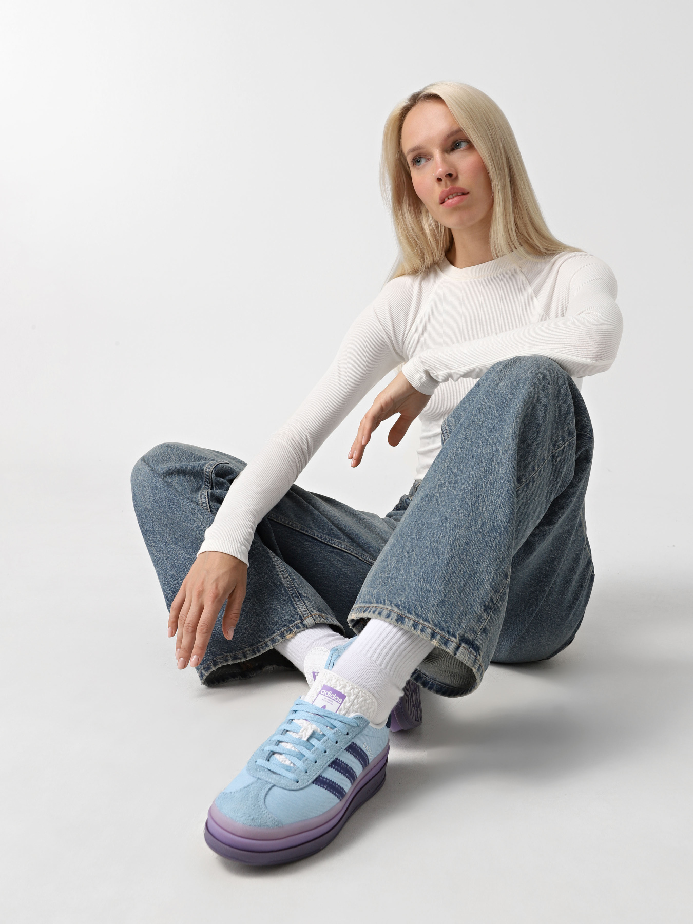 Кеди низькі Adidas x KSENIASCHNAIDER Gazelle Bold модель IG4339 Фото